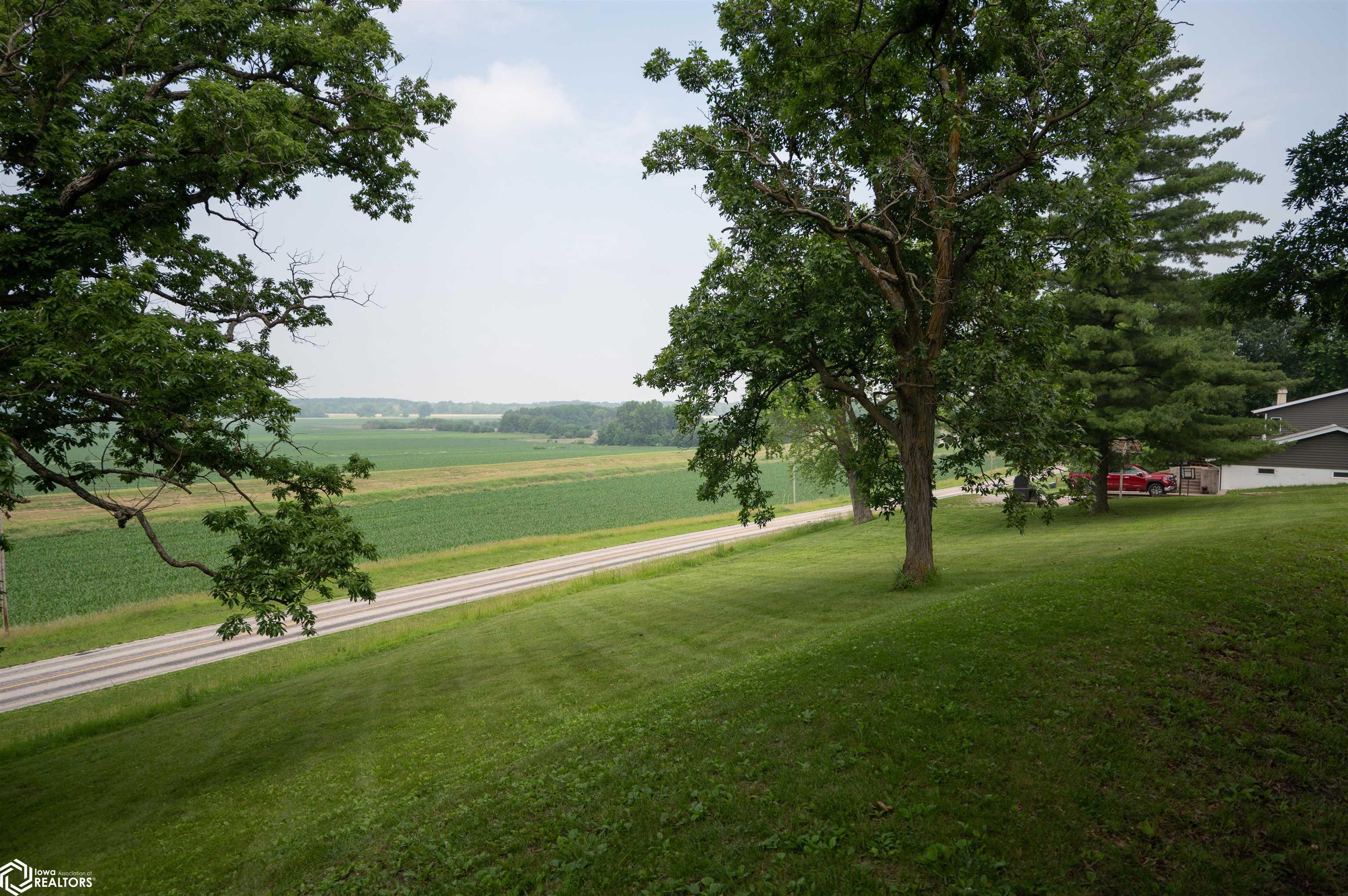 855 N 390, Warsaw, Illinois image 11