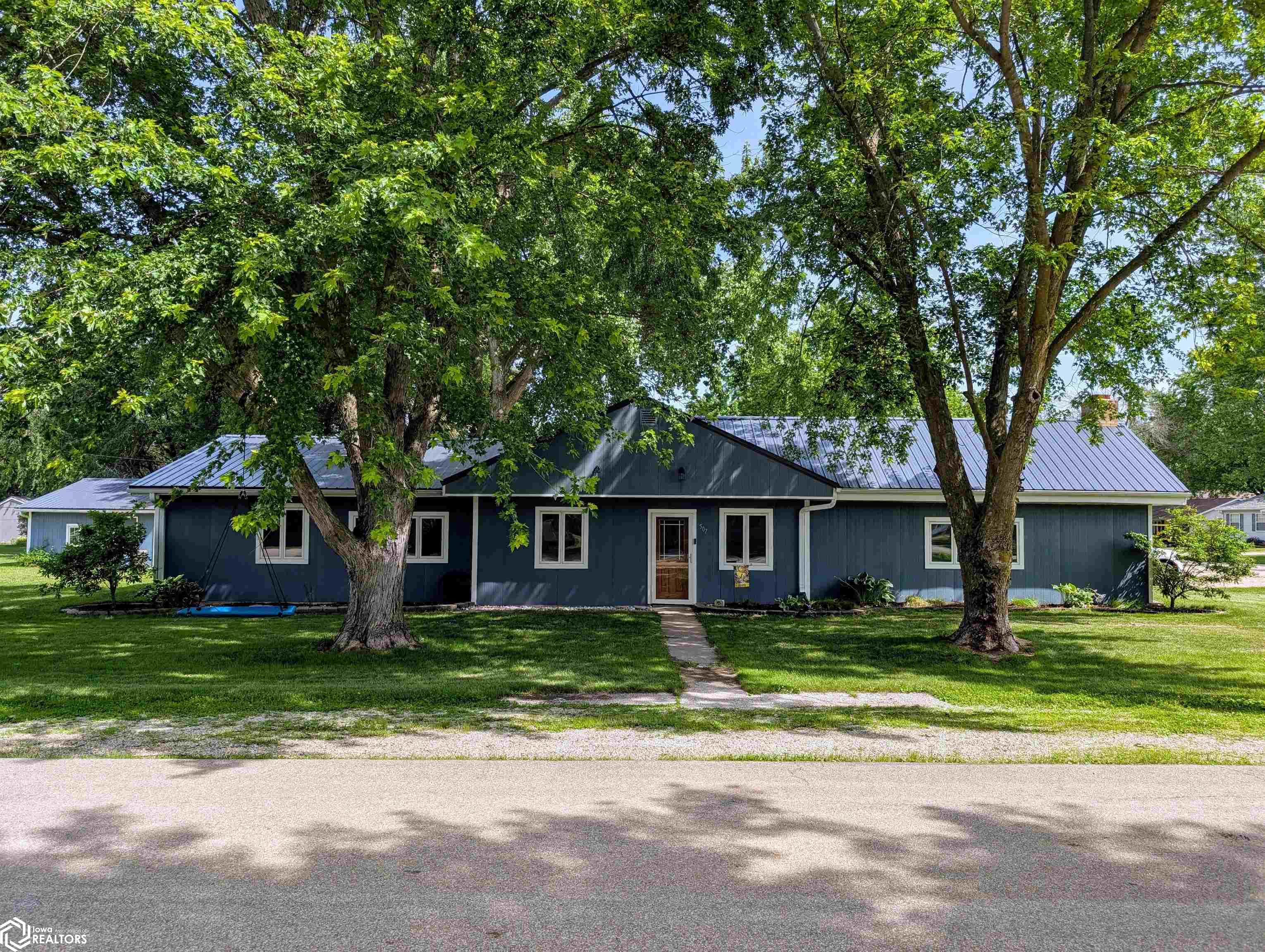 507 2nd Ave N, Dakota City, Iowa image 1