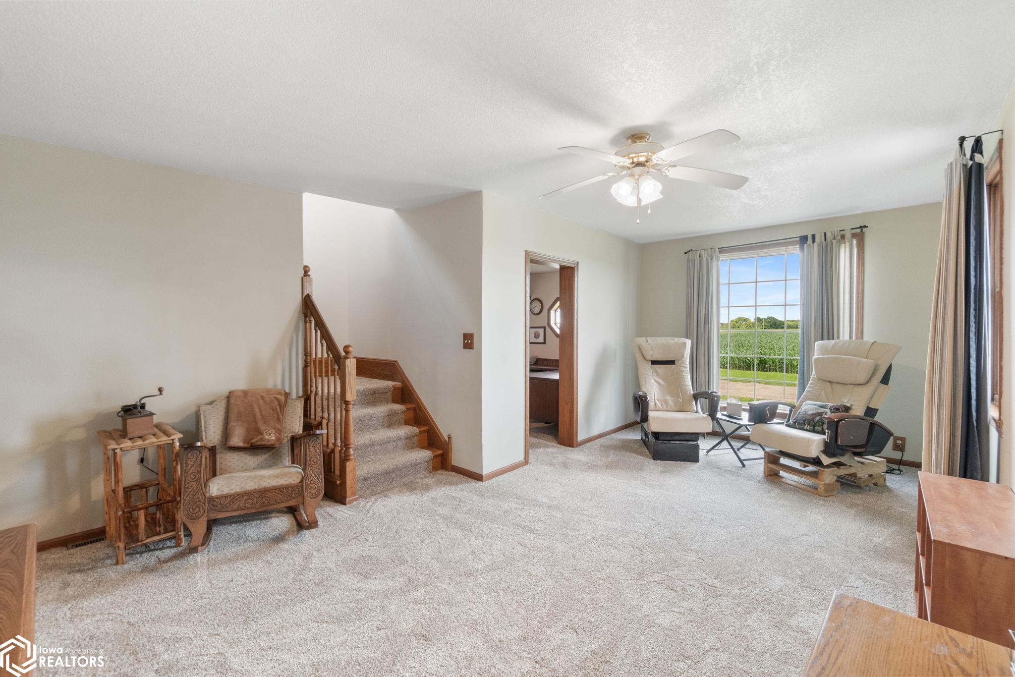 12489 285th Street, Mason City, Iowa image 13