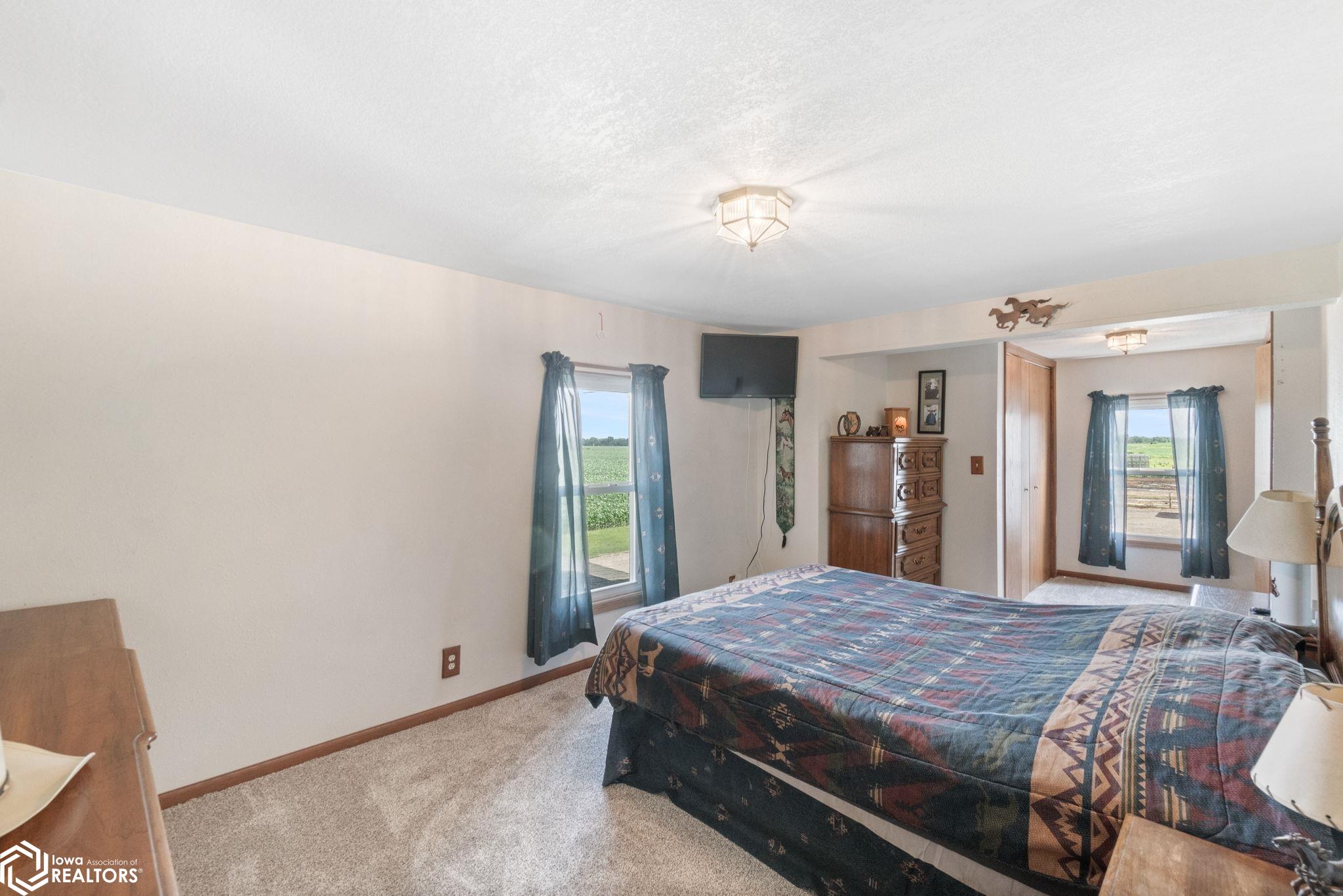 12489 285th Street, Mason City, Iowa image 22