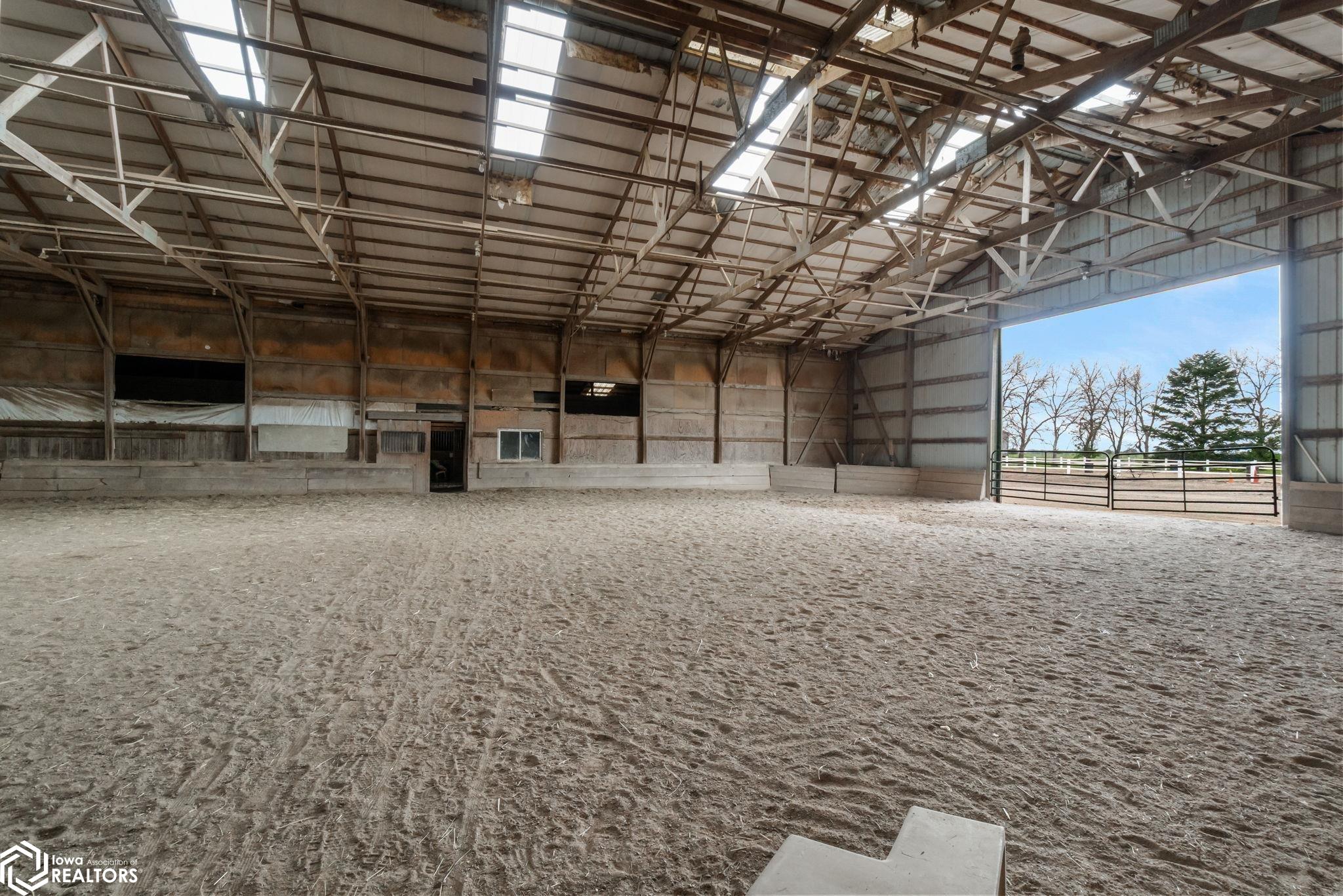 12489 285th Street, Mason City, Iowa image 32