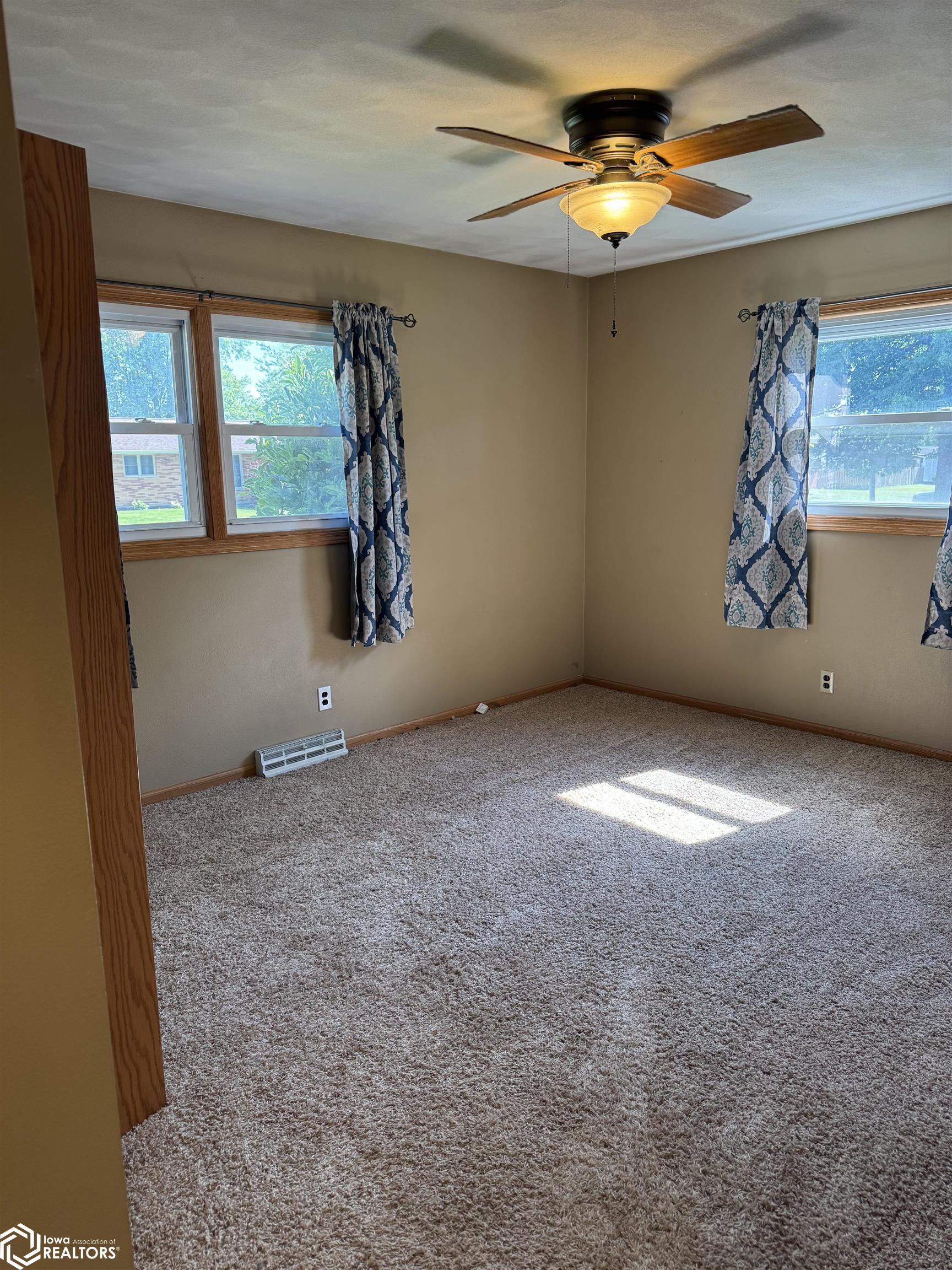 607 Bel Air Drive, West Point, Iowa image 11