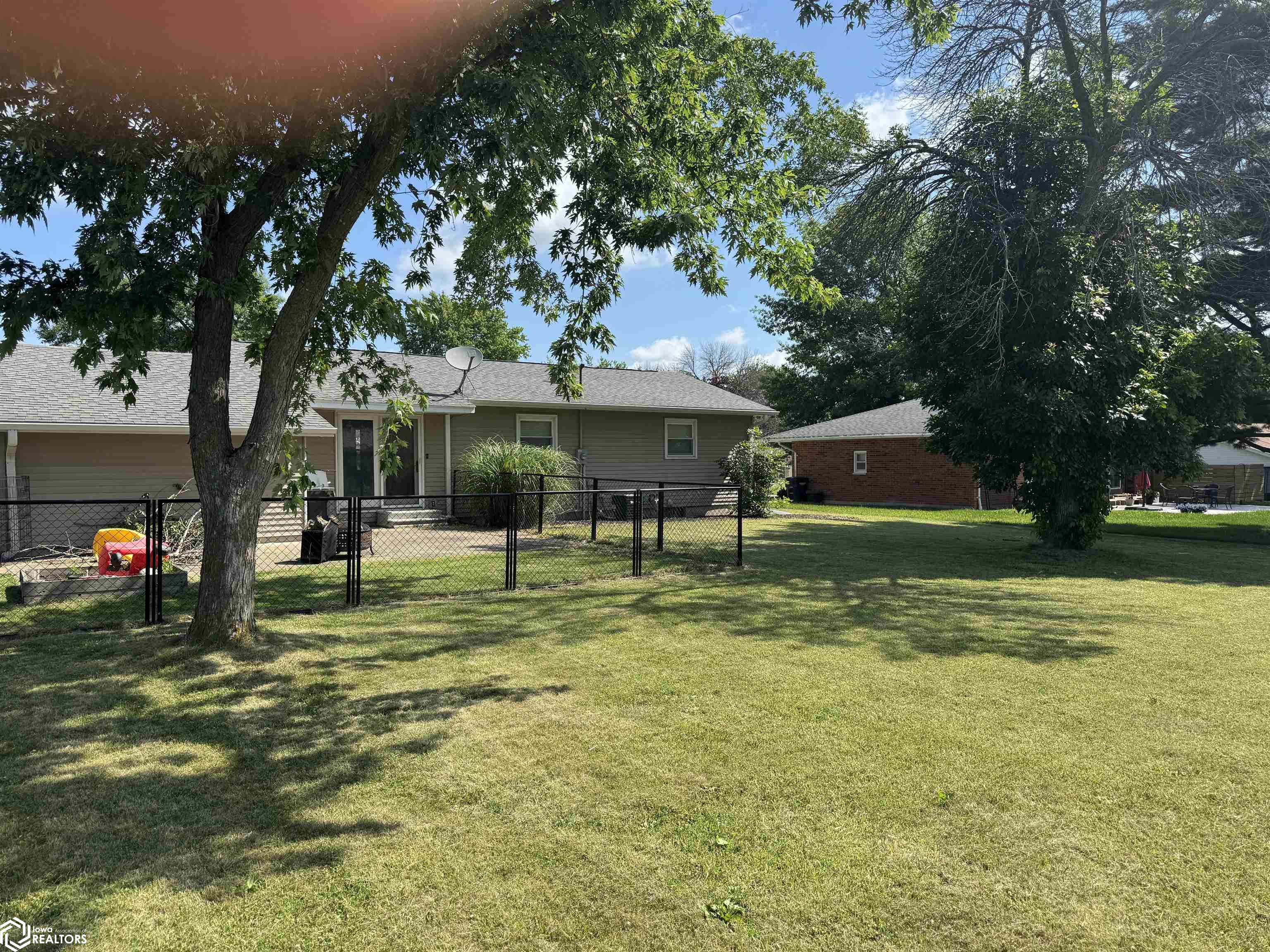 607 Bel Air Drive, West Point, Iowa image 5