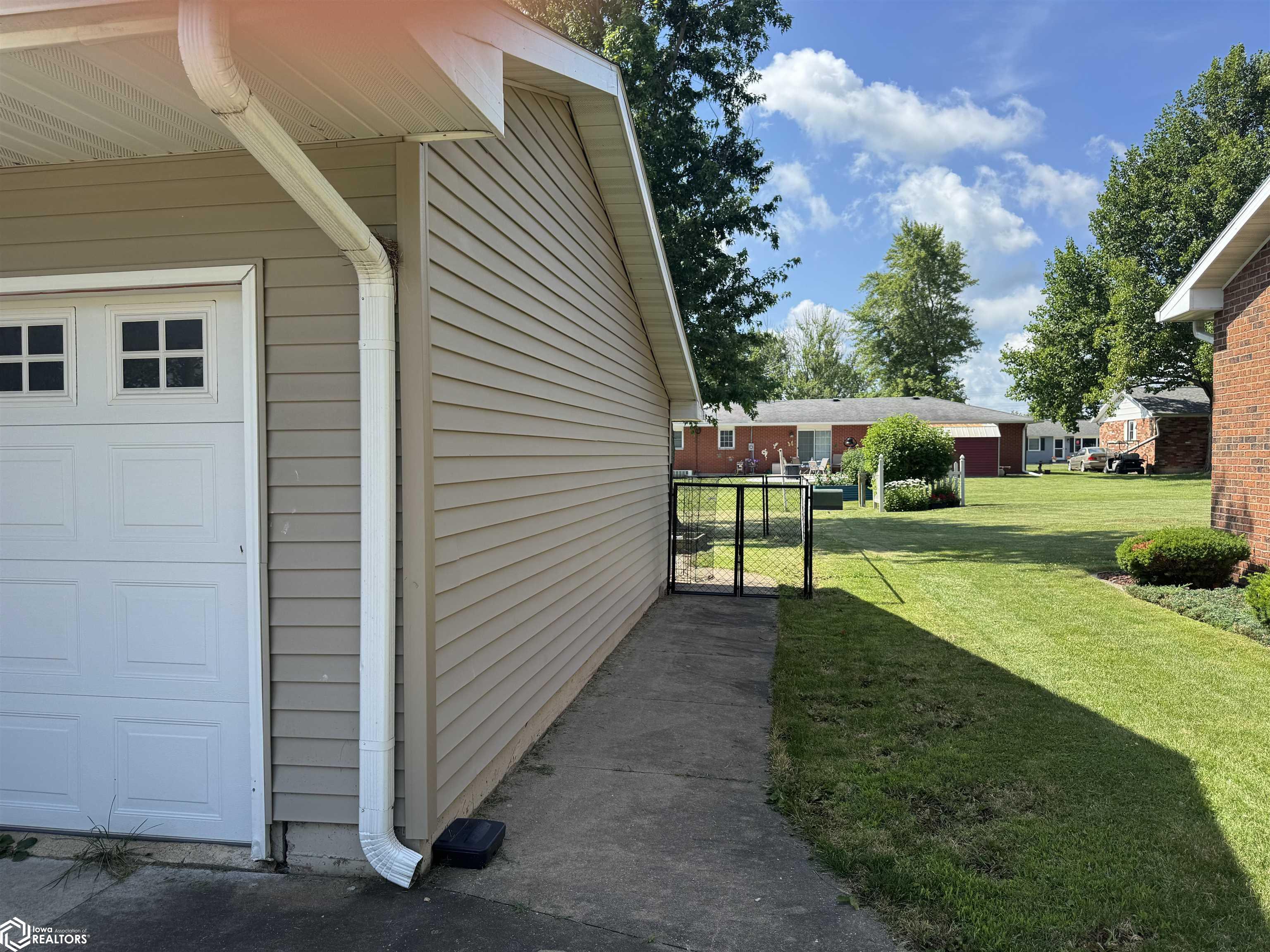 607 Bel Air Drive, West Point, Iowa image 8