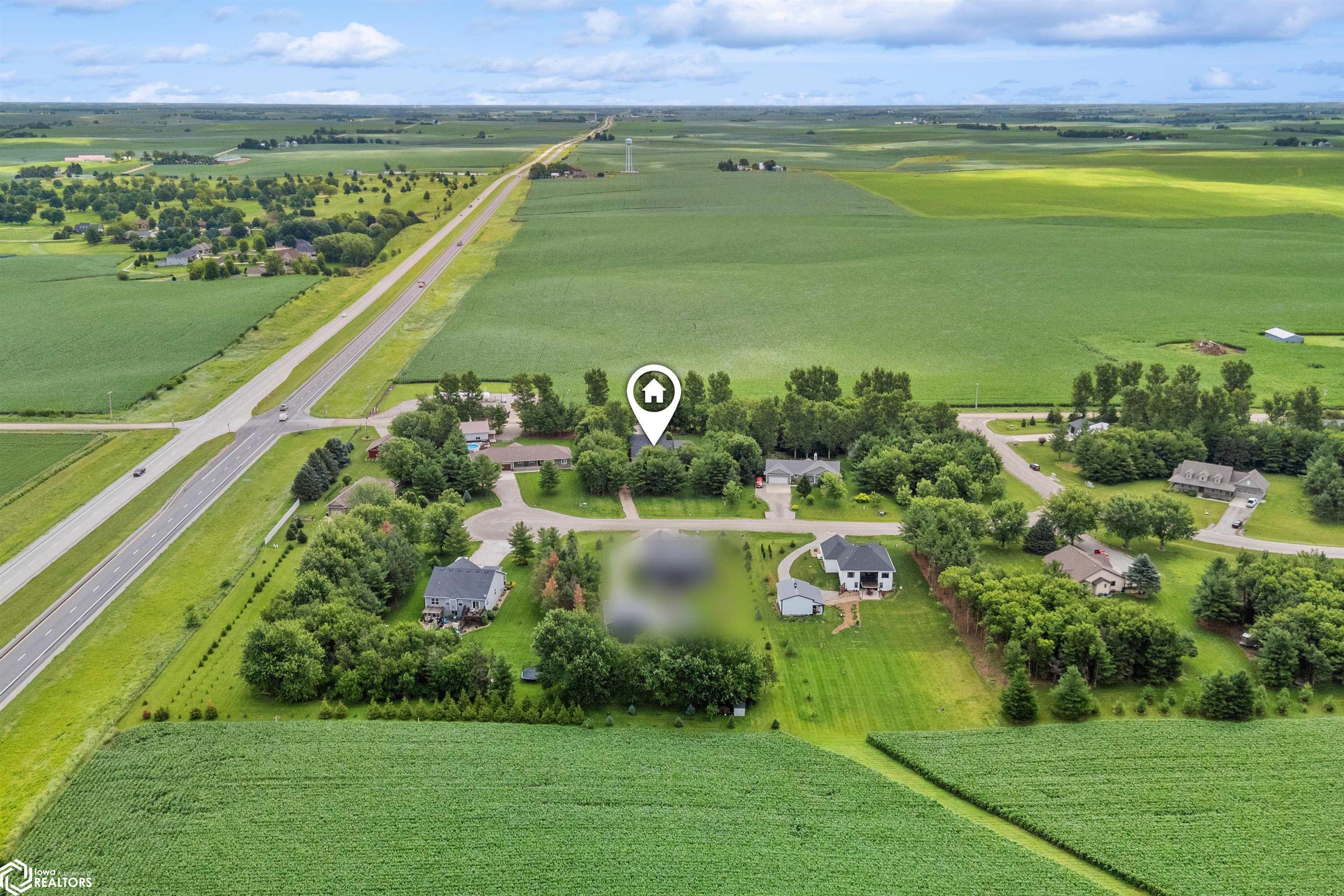 2404 Evergreen Circle, State Center, Iowa image 32