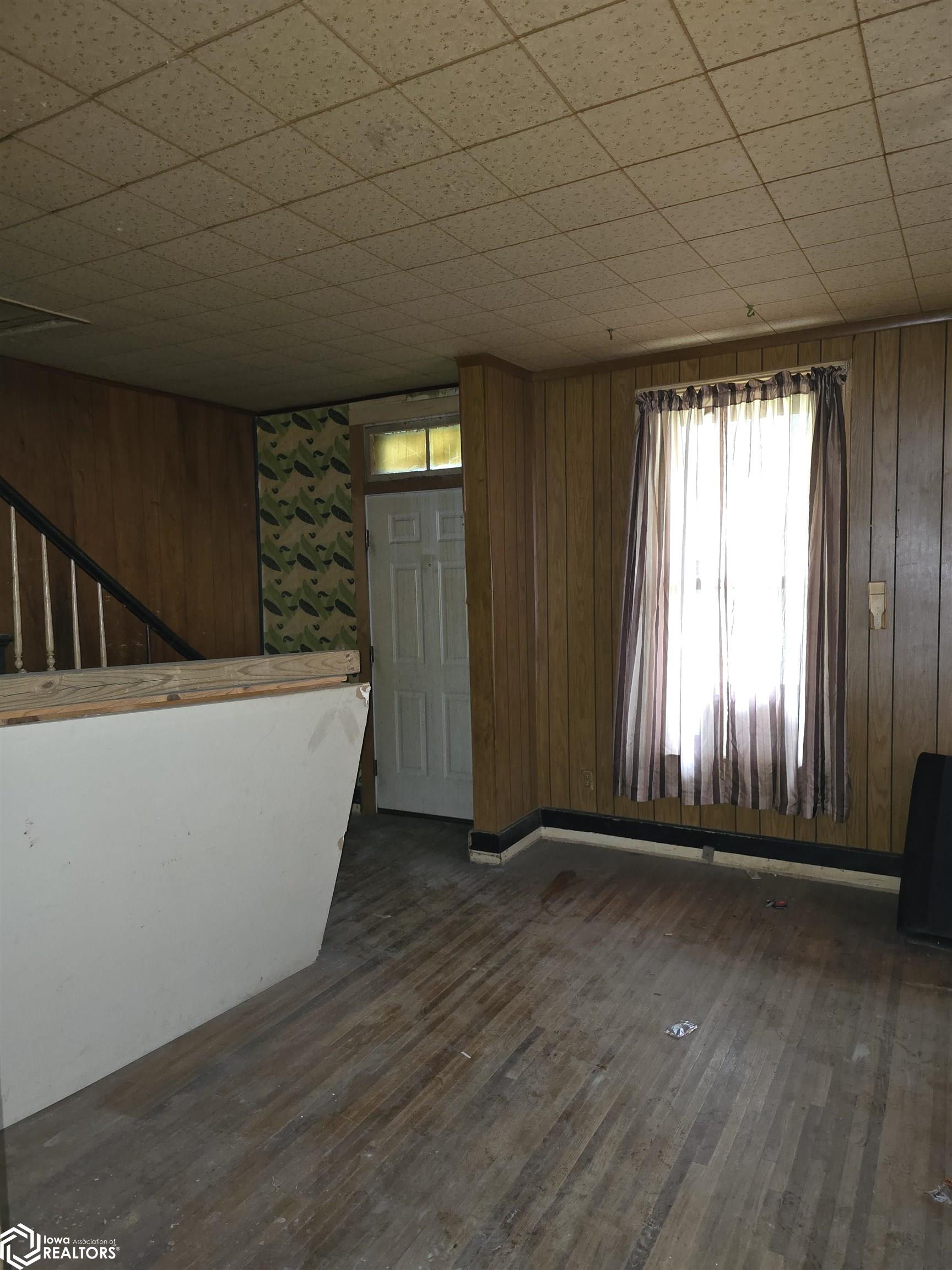 543 S Central Avenue, Burlington, Iowa image 7