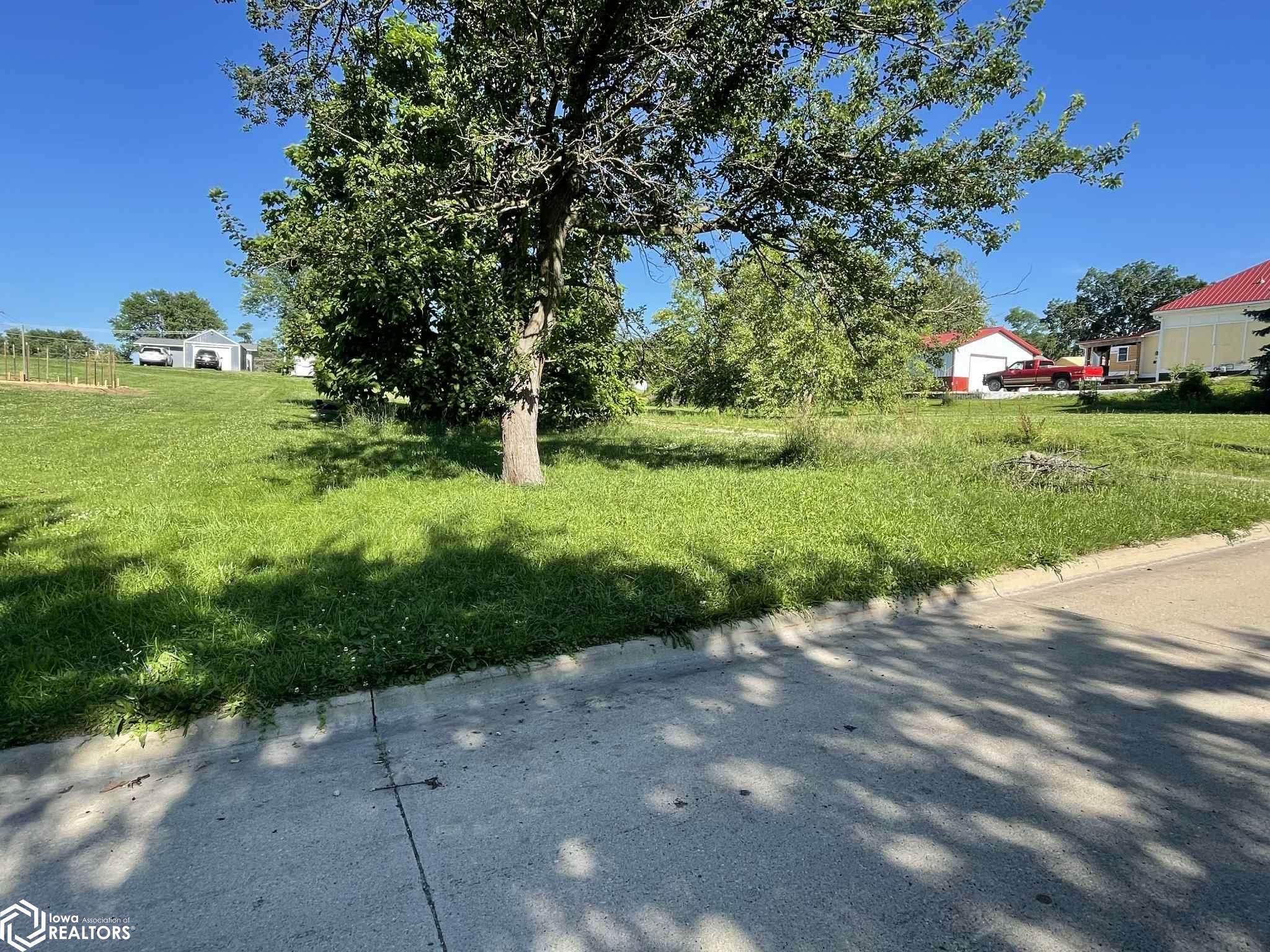 536 N 3rd Street, Centerville, Iowa image 8