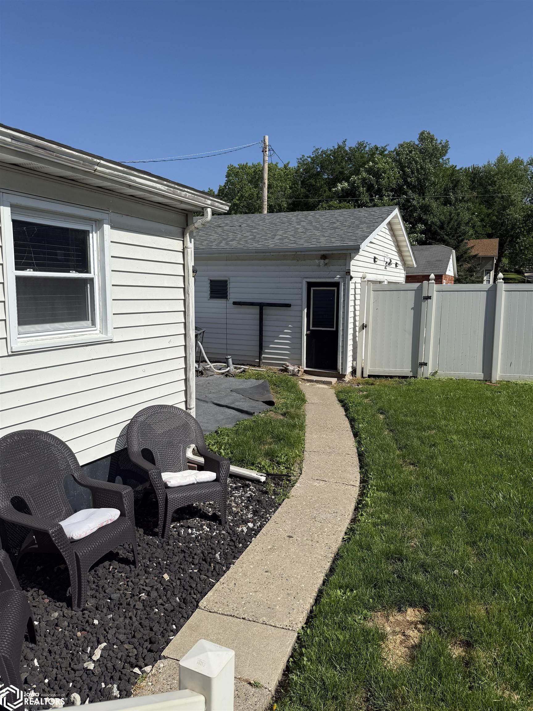 1501 Avenue C, Fort Madison, Iowa image 32