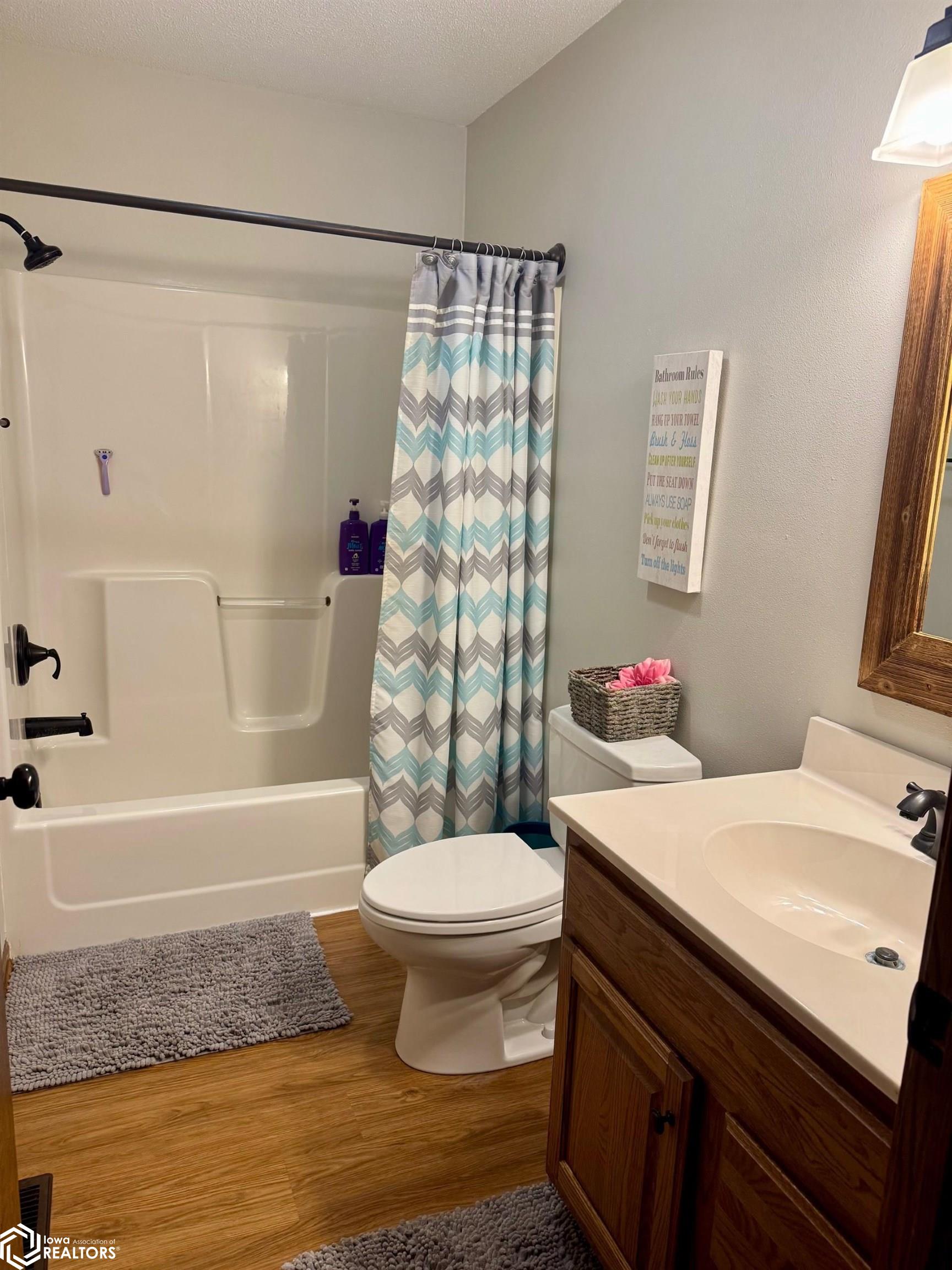 303 Pine Ridge Street, Bloomfield, Iowa image 11