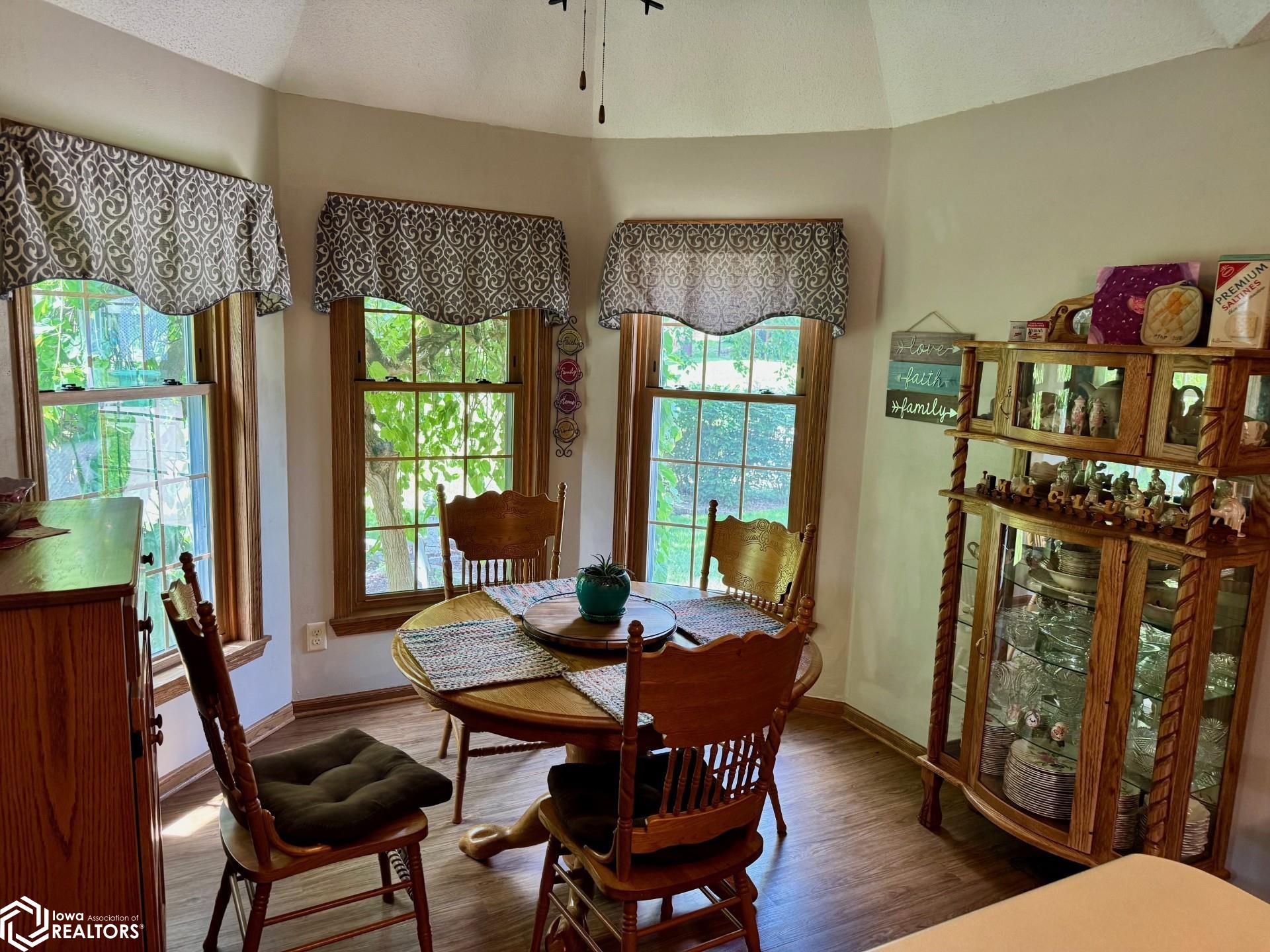 303 Pine Ridge Street, Bloomfield, Iowa image 24