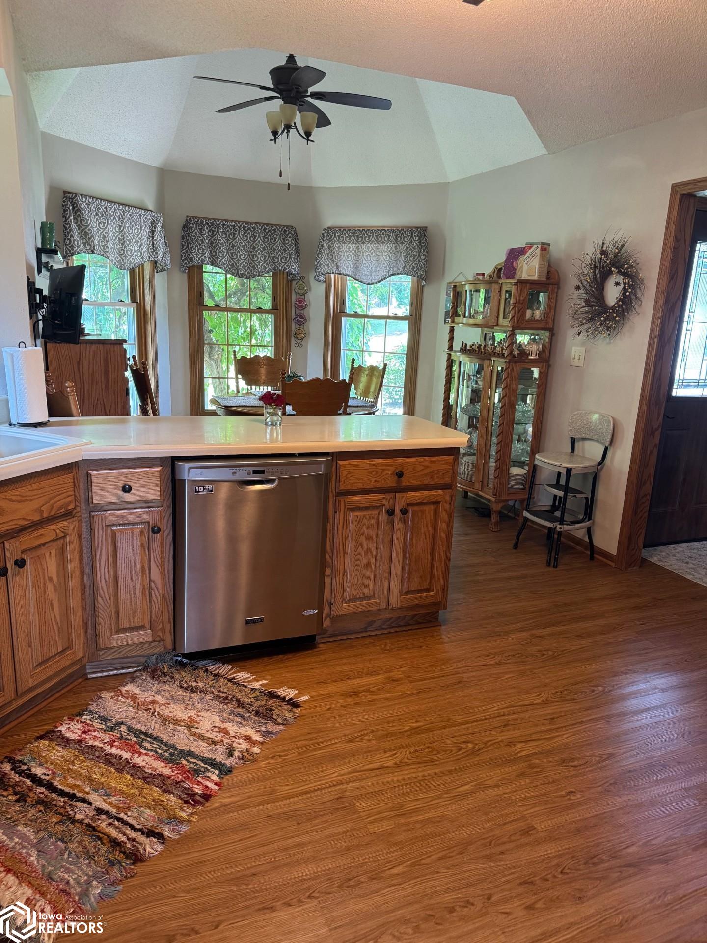 303 Pine Ridge Street, Bloomfield, Iowa image 27