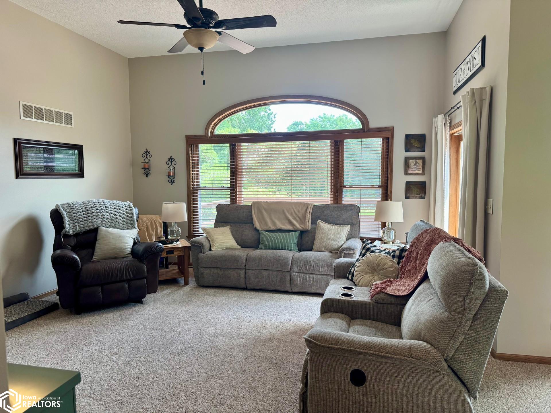 303 Pine Ridge Street, Bloomfield, Iowa image 8