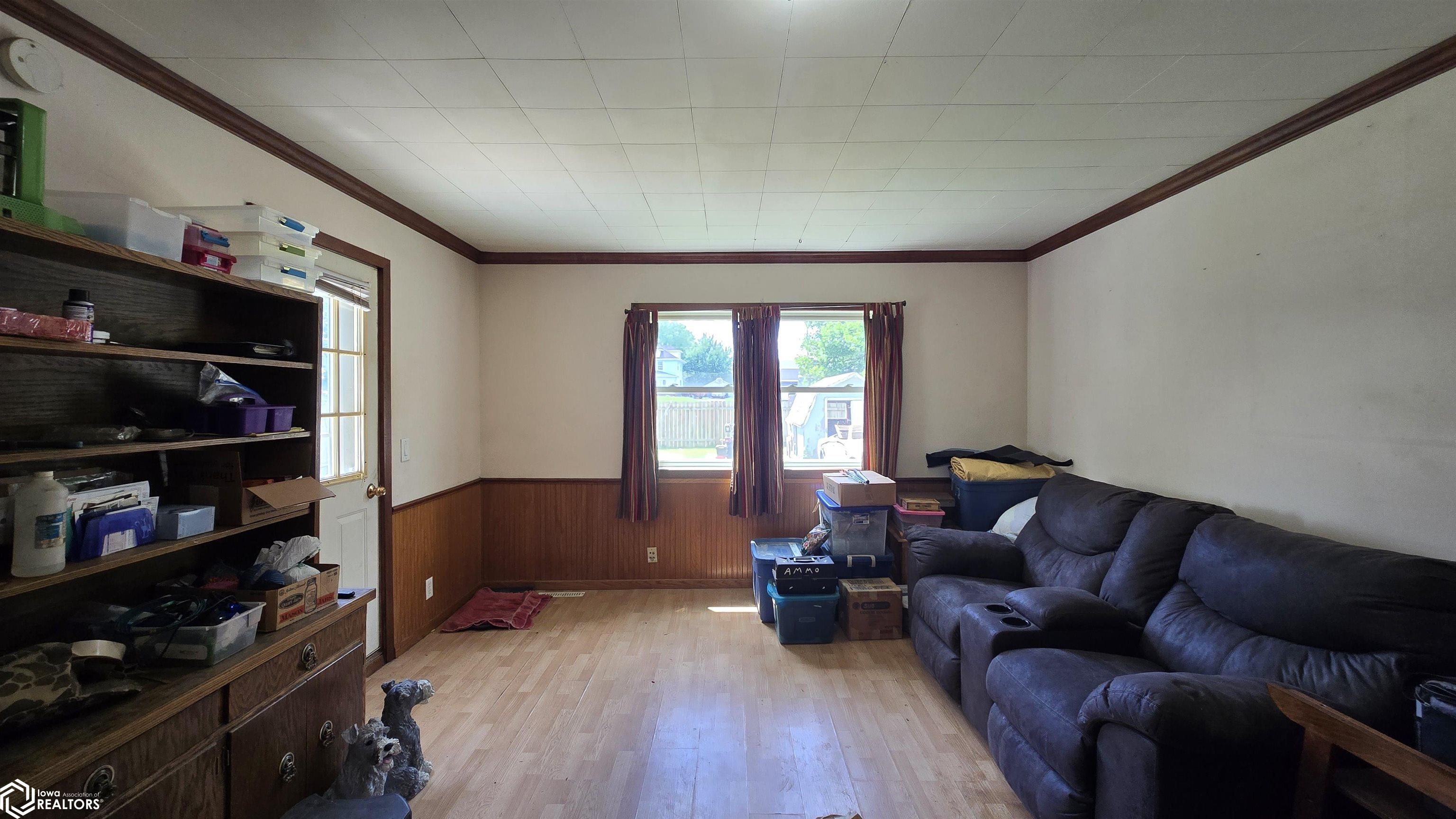 311 N Lake Street, Lake Mills, Iowa image 2