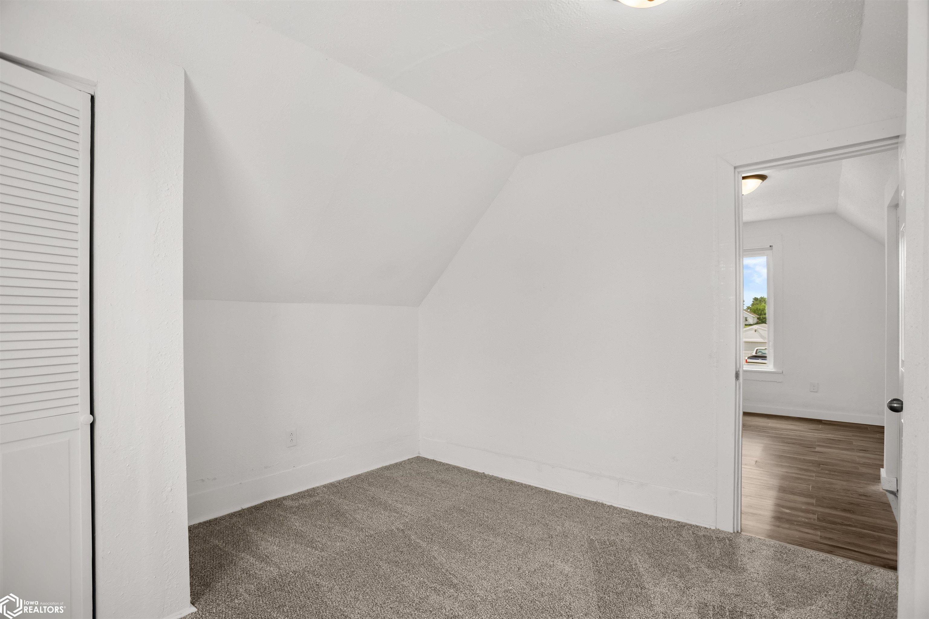 707 Bromley Street, Marshalltown, Iowa image 13