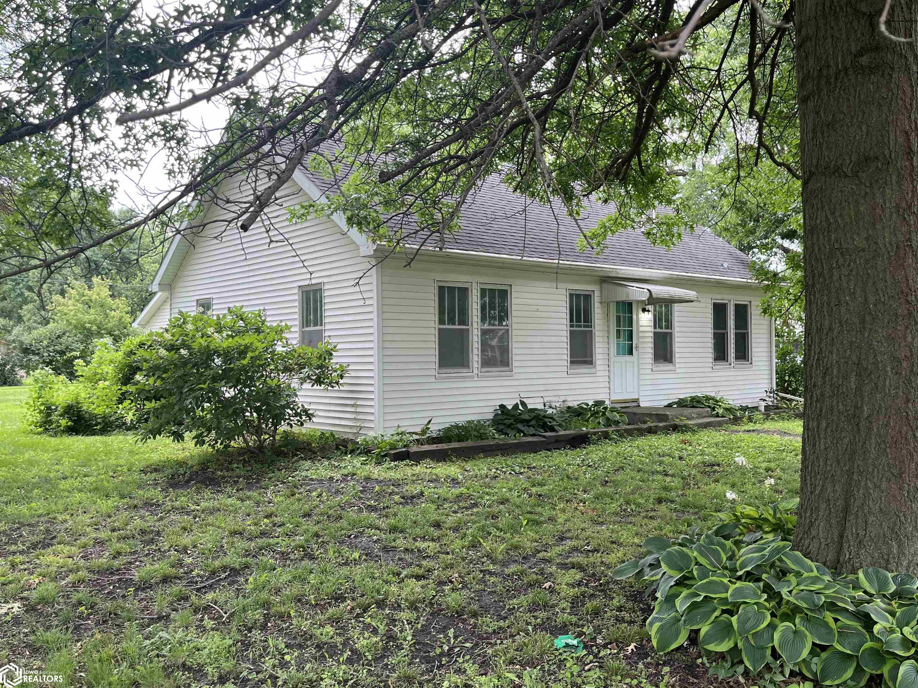 322 Winter Street, Humeston, Iowa image 4