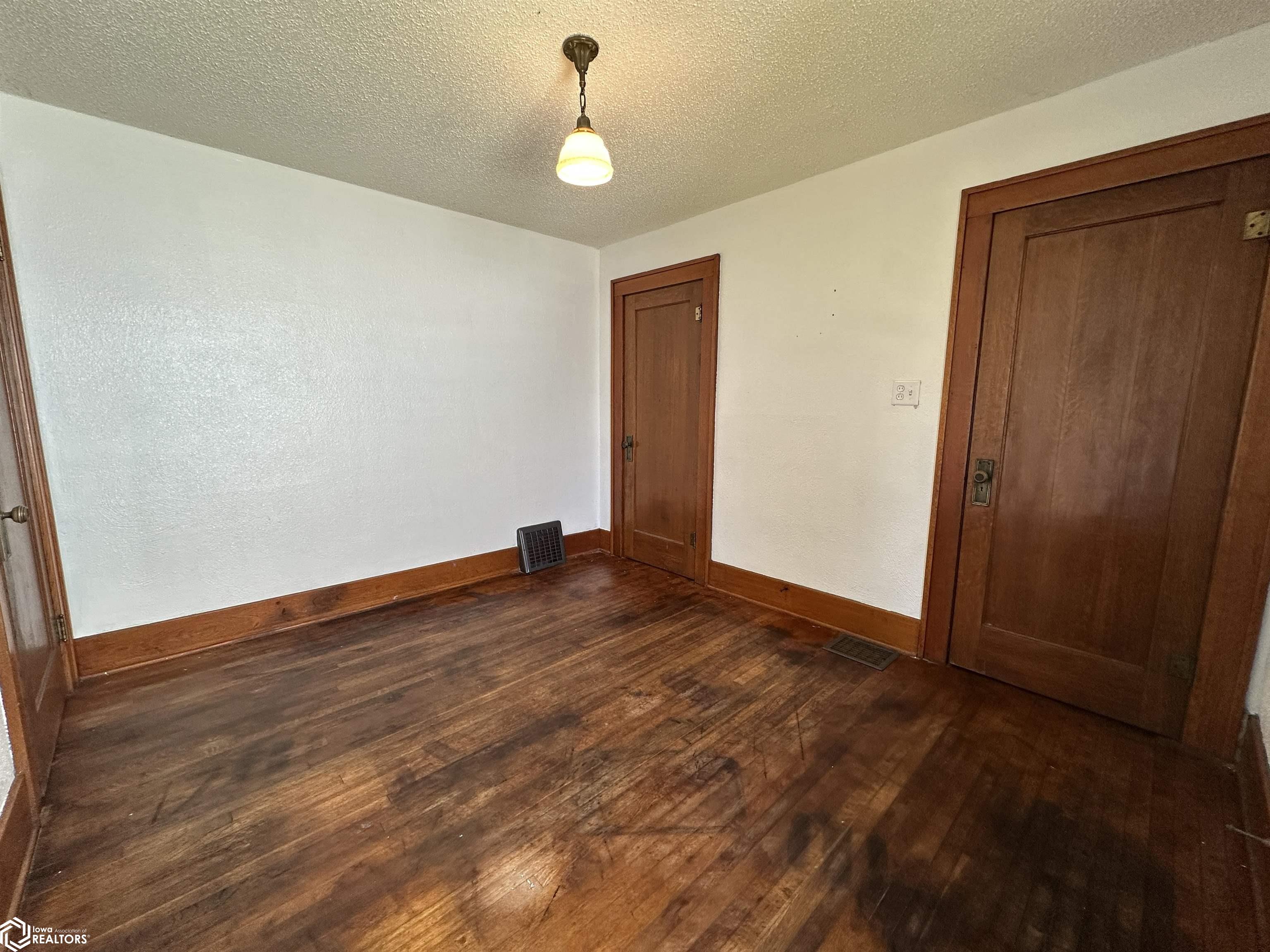 206 Cedar Street, Williams, Iowa image 11