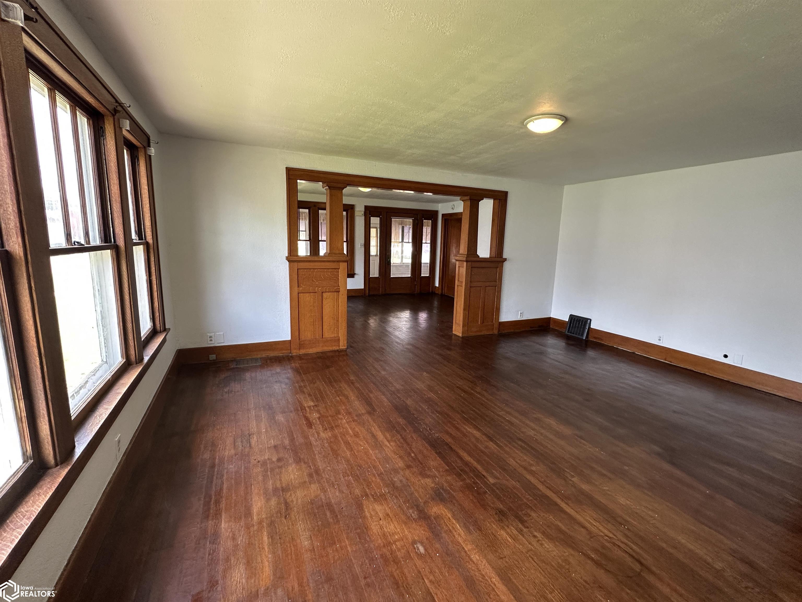 206 Cedar Street, Williams, Iowa image 6
