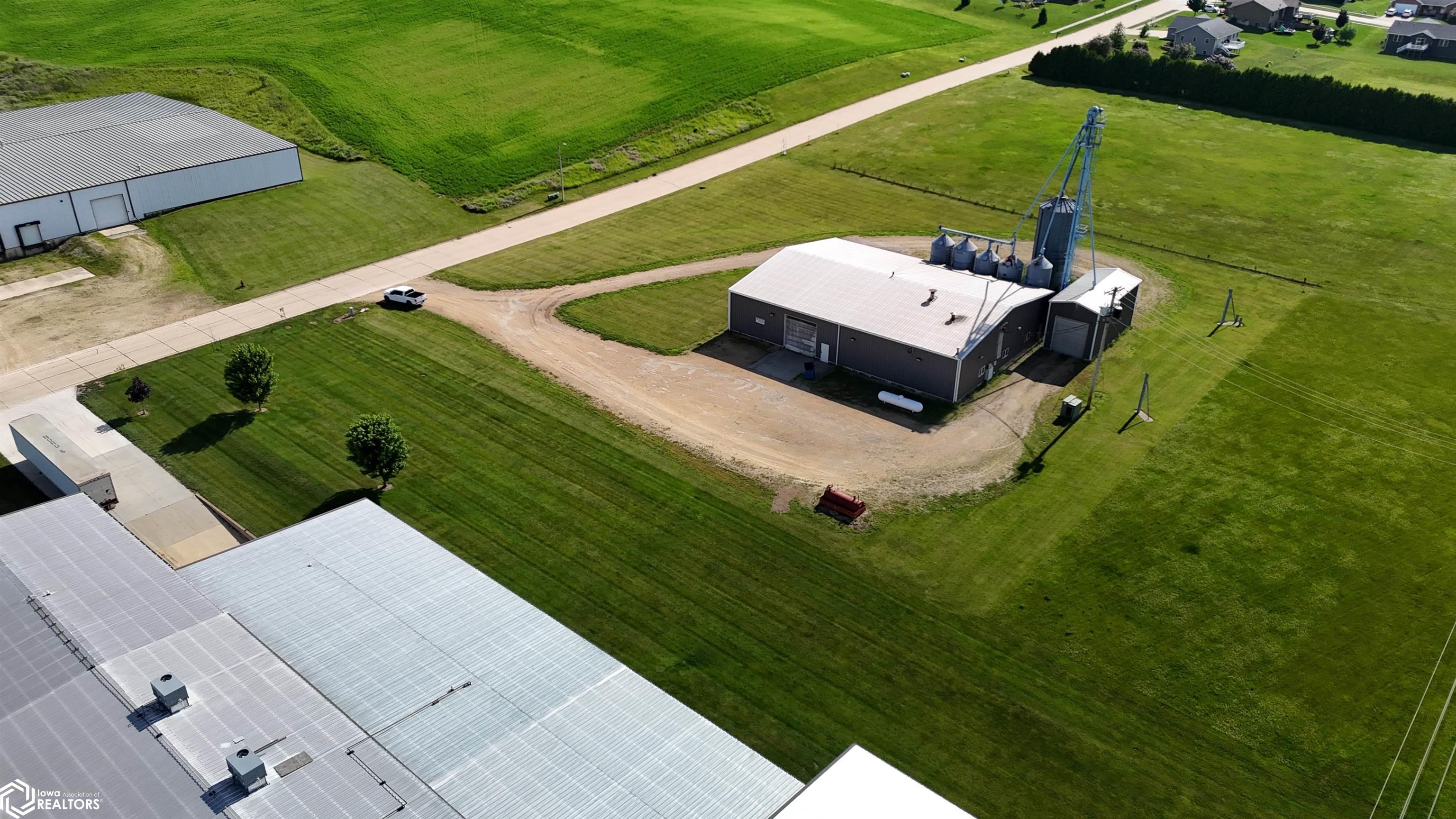 706 Northridge Drive, Monticello, Iowa image 2