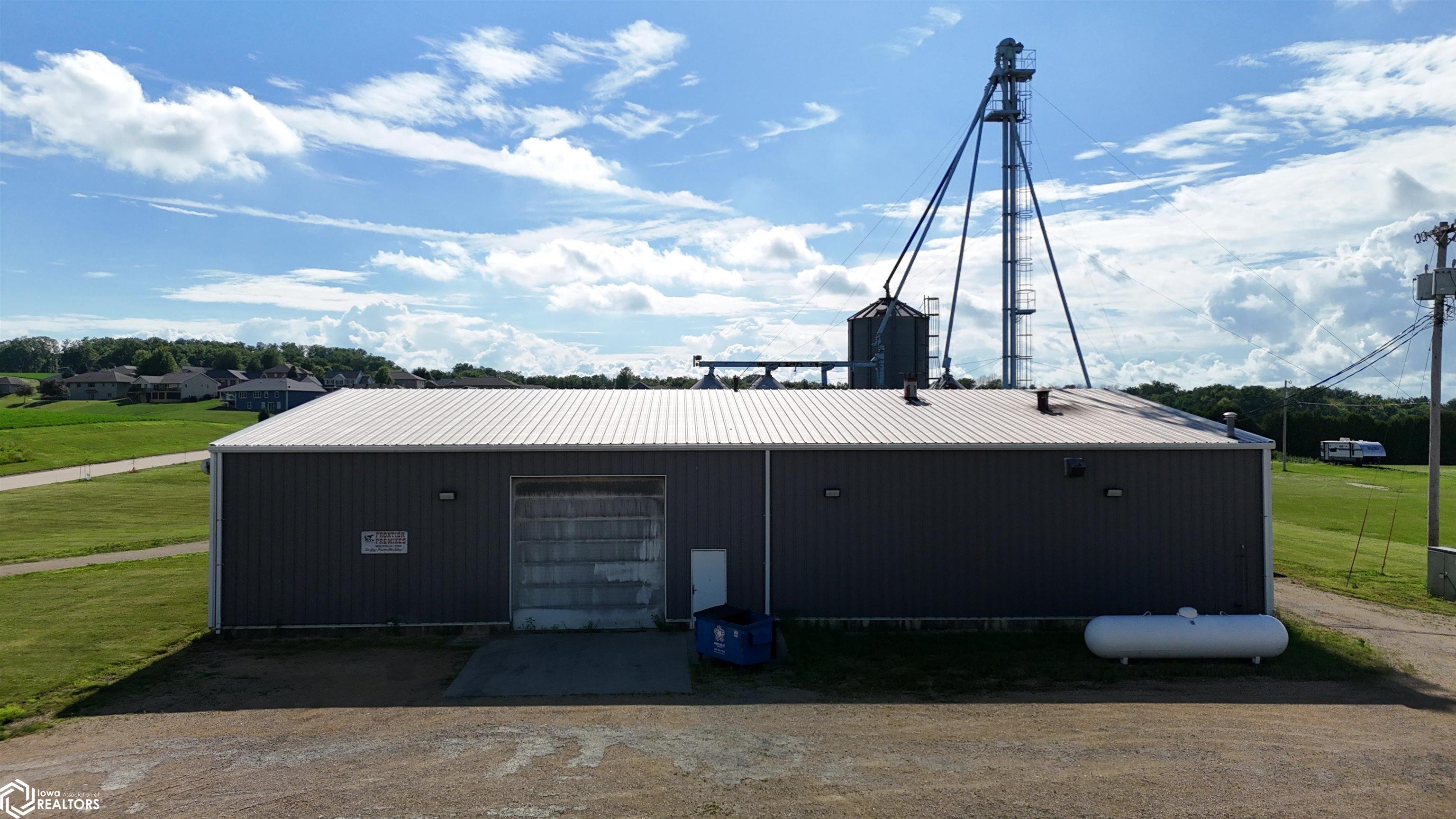 706 Northridge Drive, Monticello, Iowa image 6