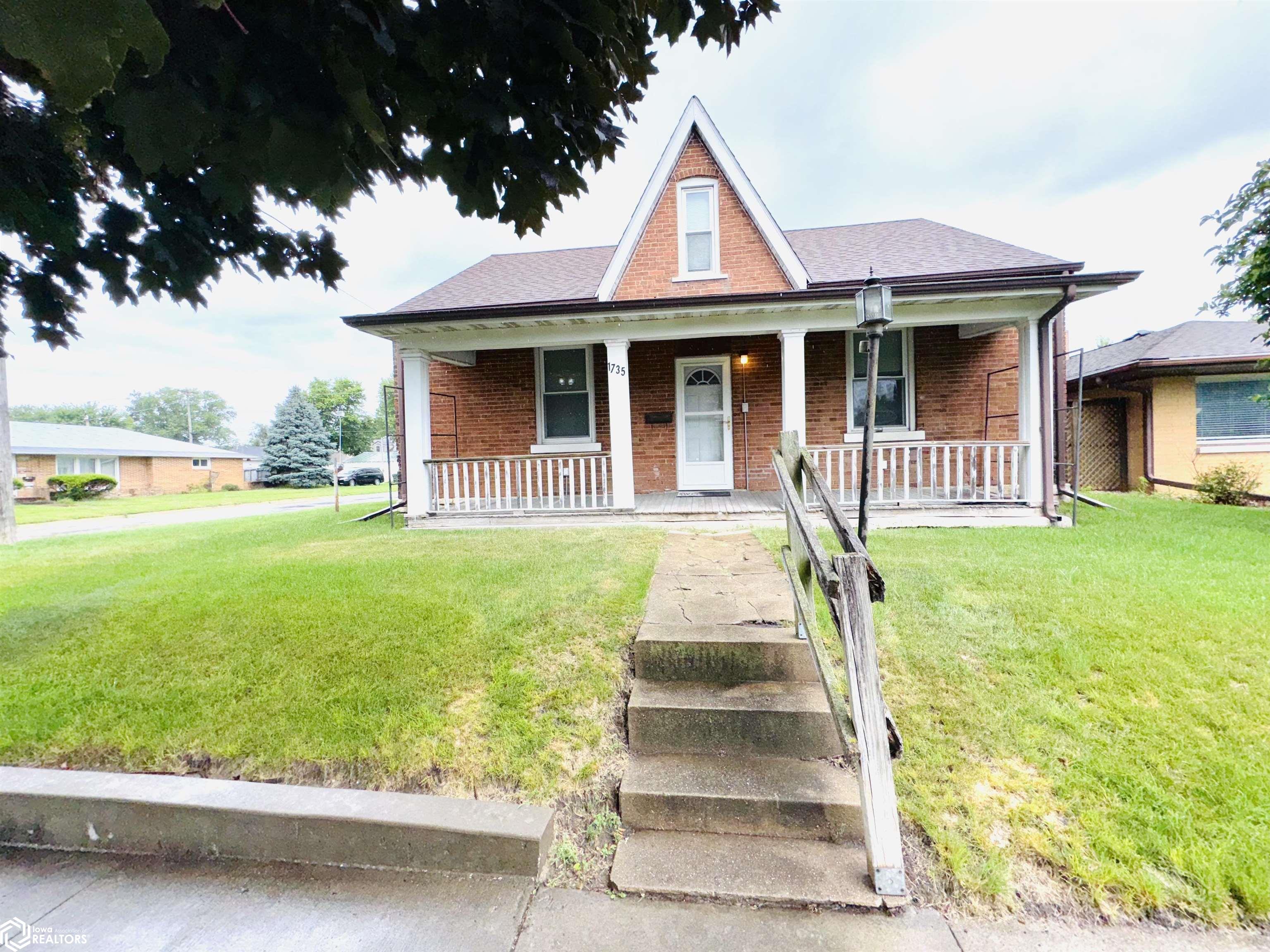 1735 Avenue E, Fort Madison, Iowa image 1