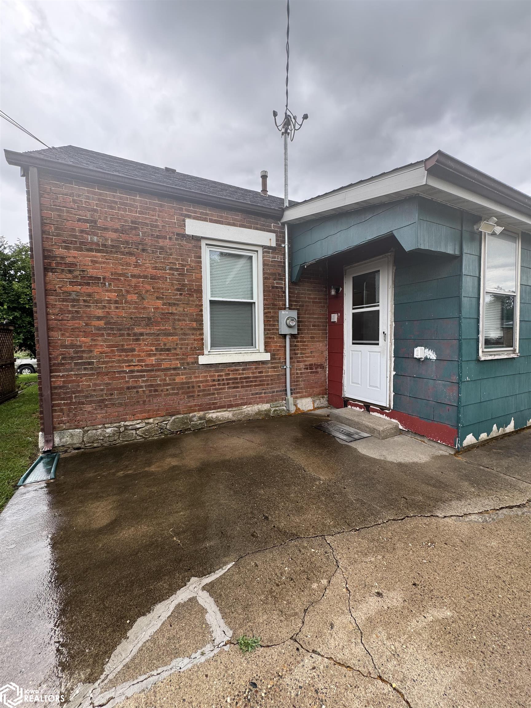 1735 Avenue E, Fort Madison, Iowa image 4