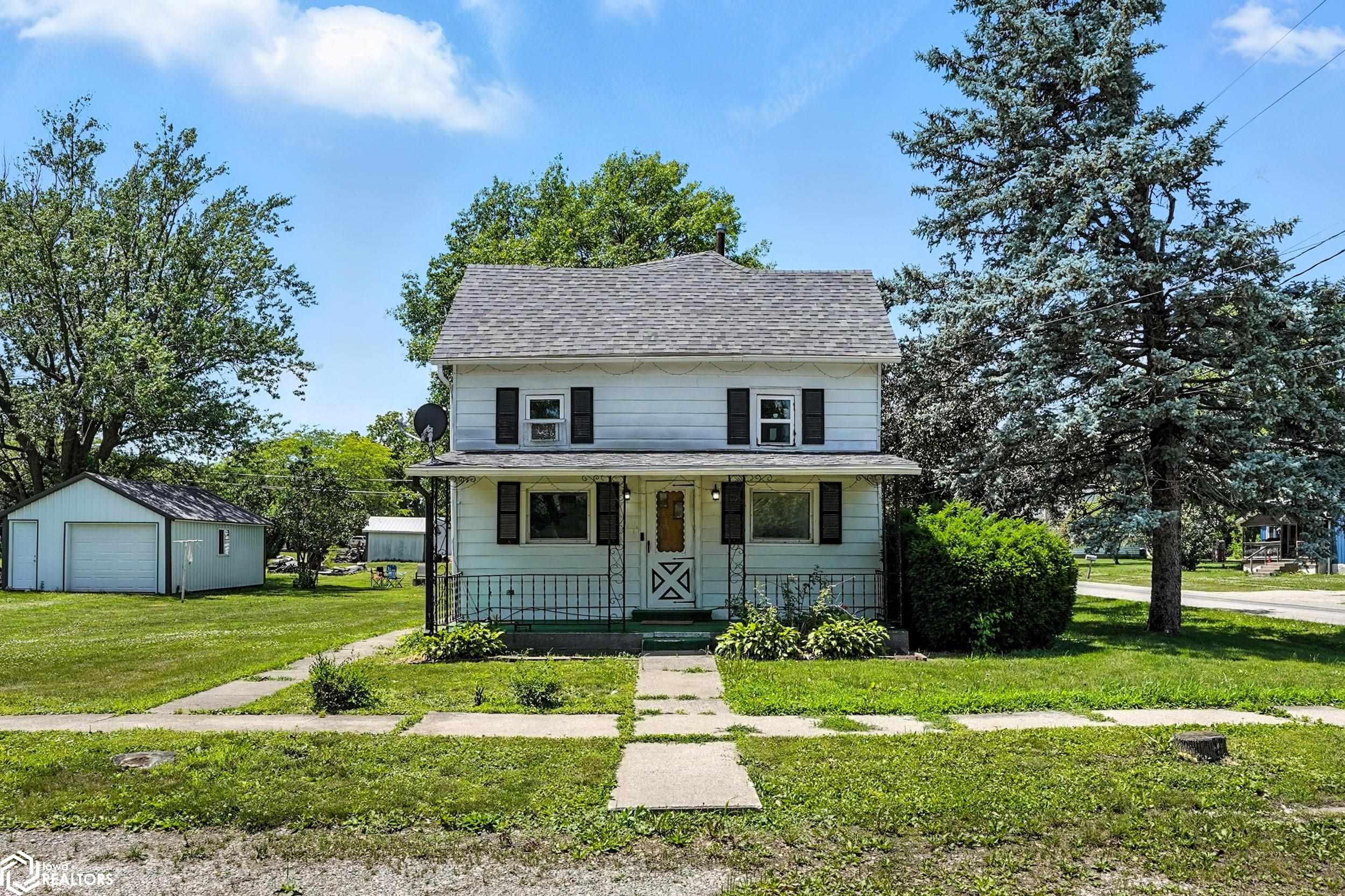 214 N Baker St, Keota, Iowa image 1