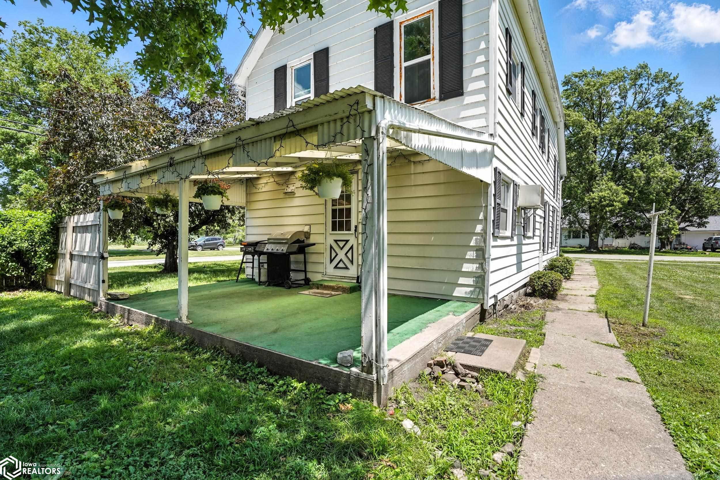 214 N Baker St, Keota, Iowa image 30