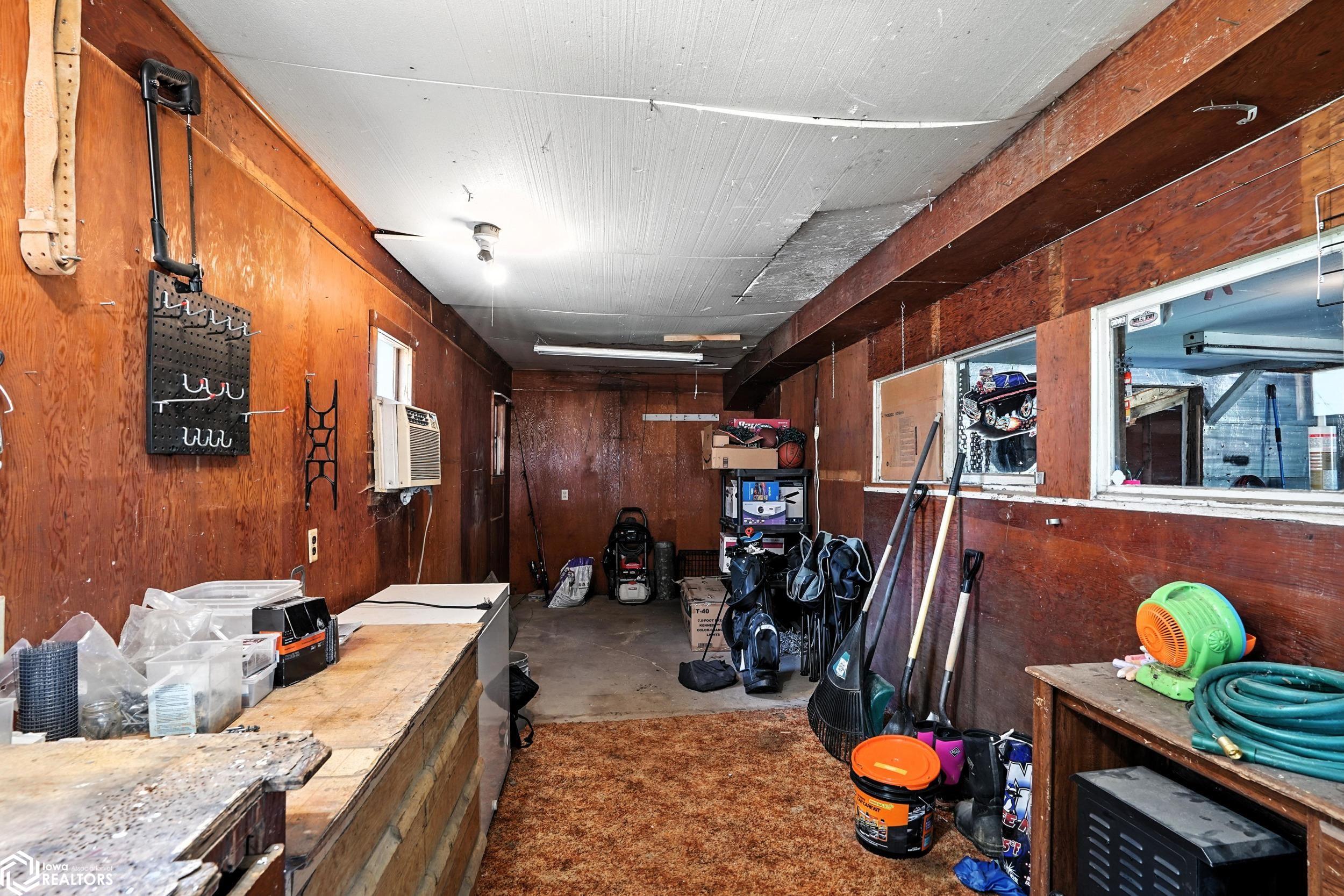 214 N Baker St, Keota, Iowa image 35