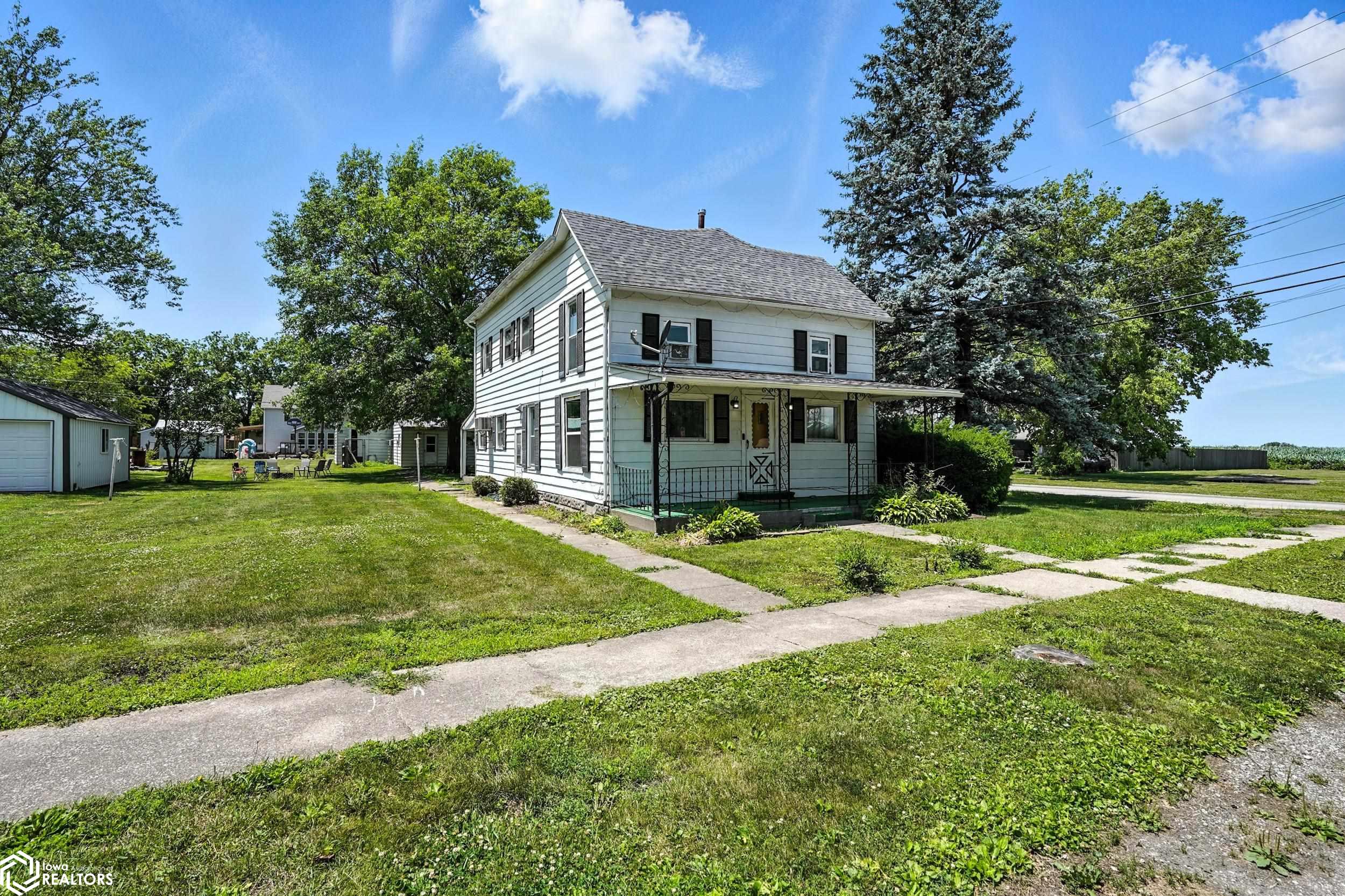 214 N Baker St, Keota, Iowa image 37