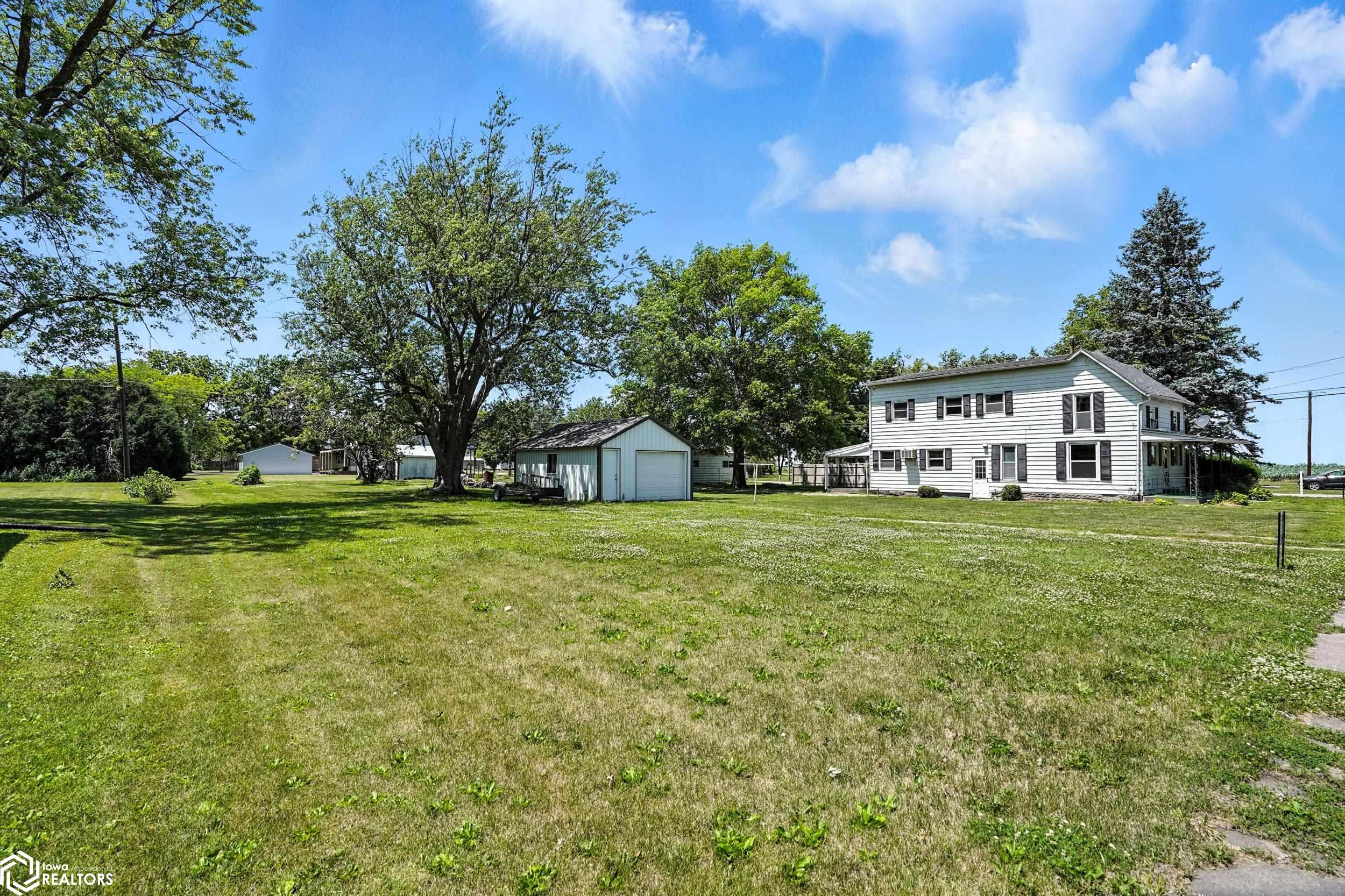 214 N Baker St, Keota, Iowa image 39