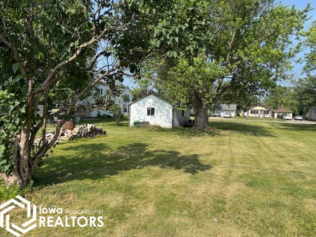 212 N Baker St, Keota, Iowa image 4