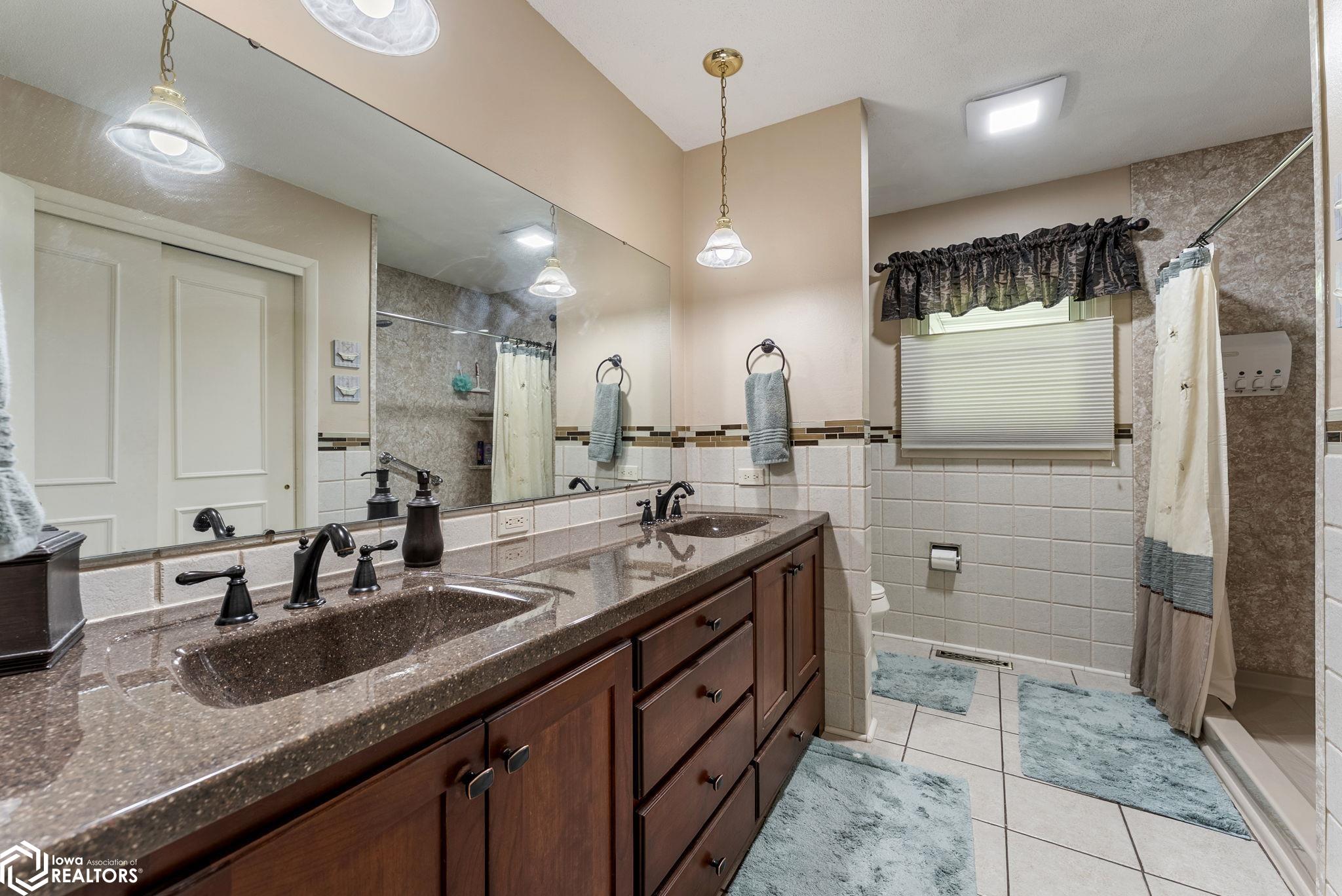 742 S 10th Avenue, Washington, Iowa image 20