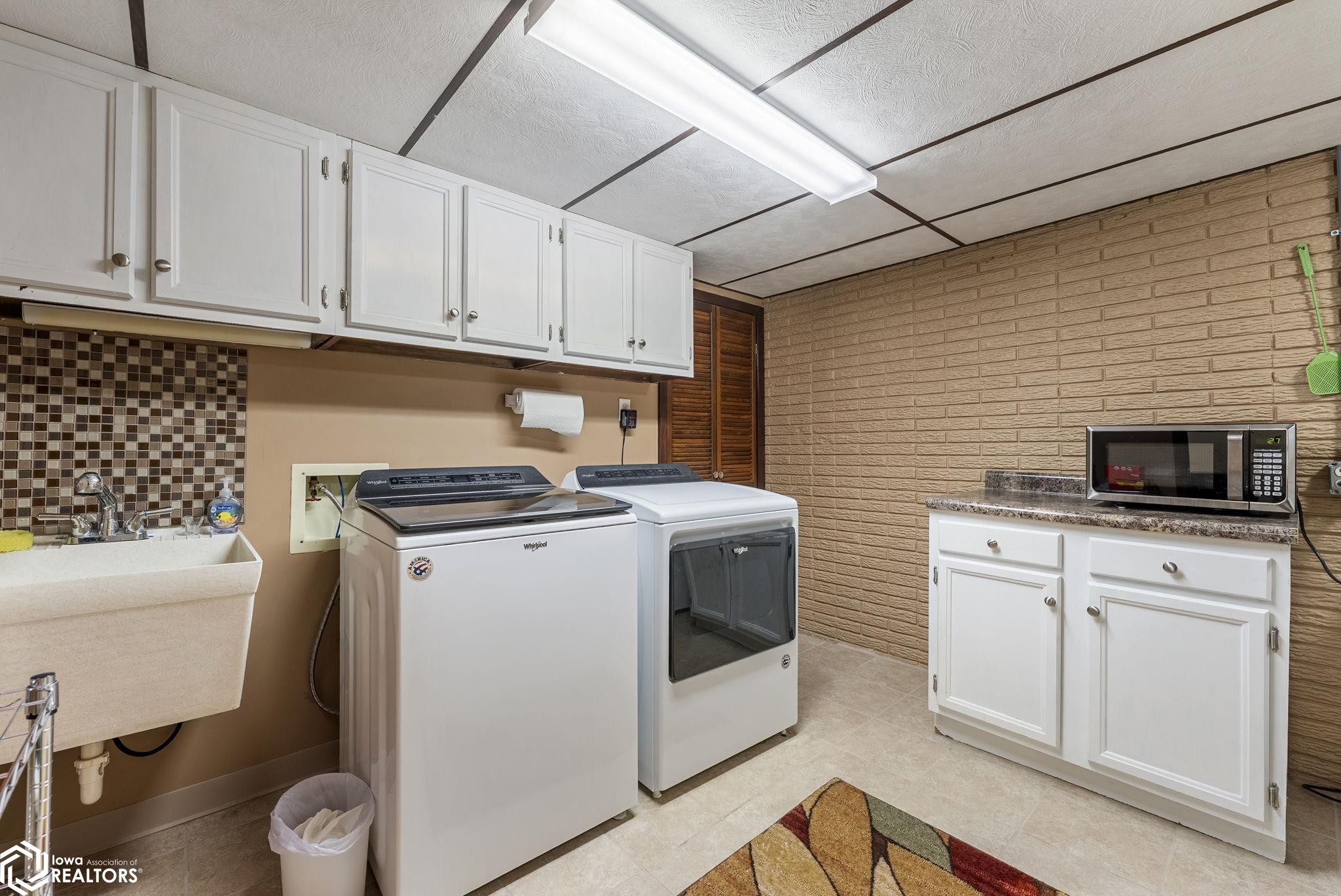 742 S 10th Avenue, Washington, Iowa image 28
