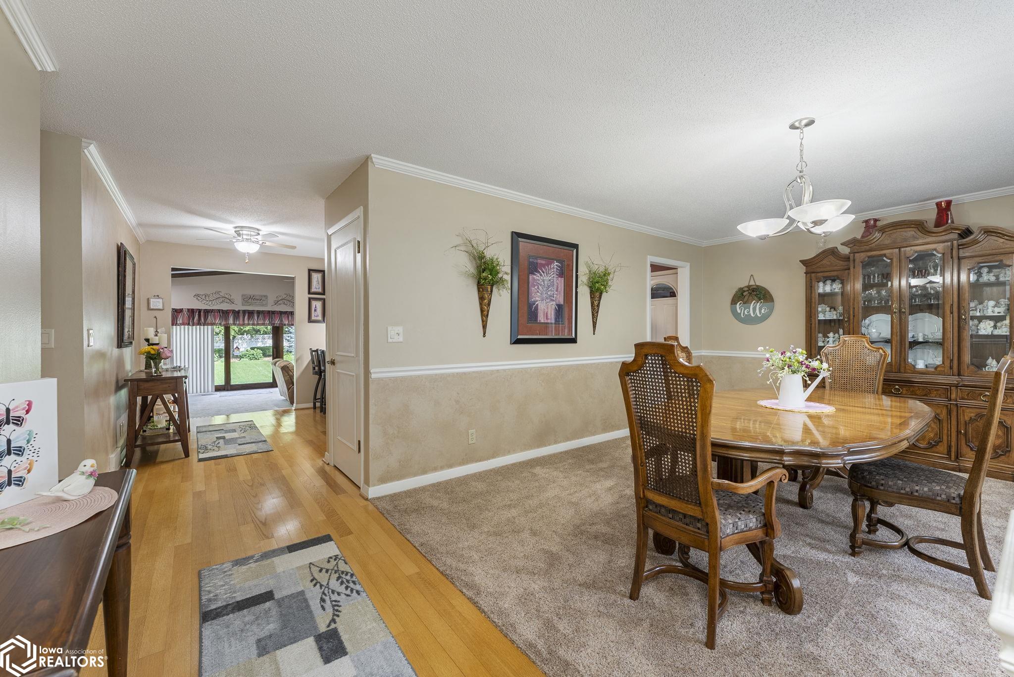 742 S 10th Avenue, Washington, Iowa image 8