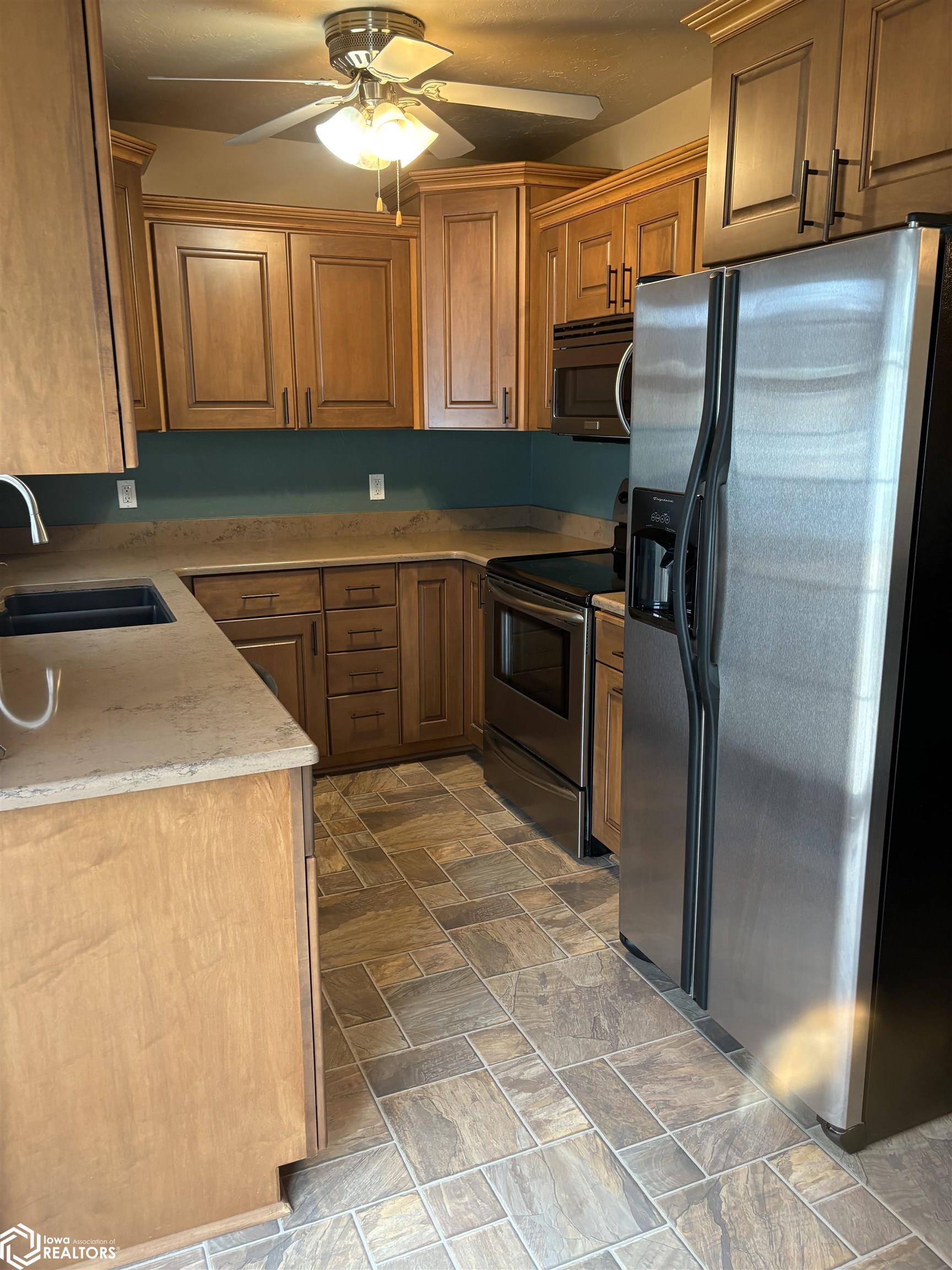 213 Lynwood Avenue, Ottumwa, Iowa image 11