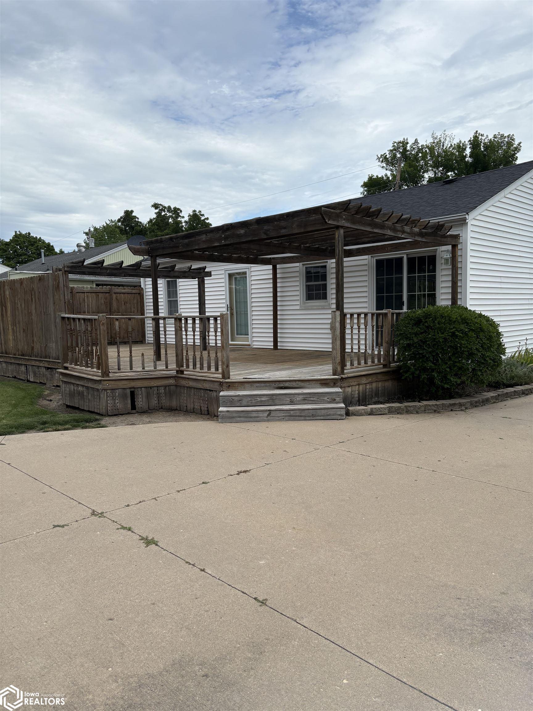 213 Lynwood Avenue, Ottumwa, Iowa image 3