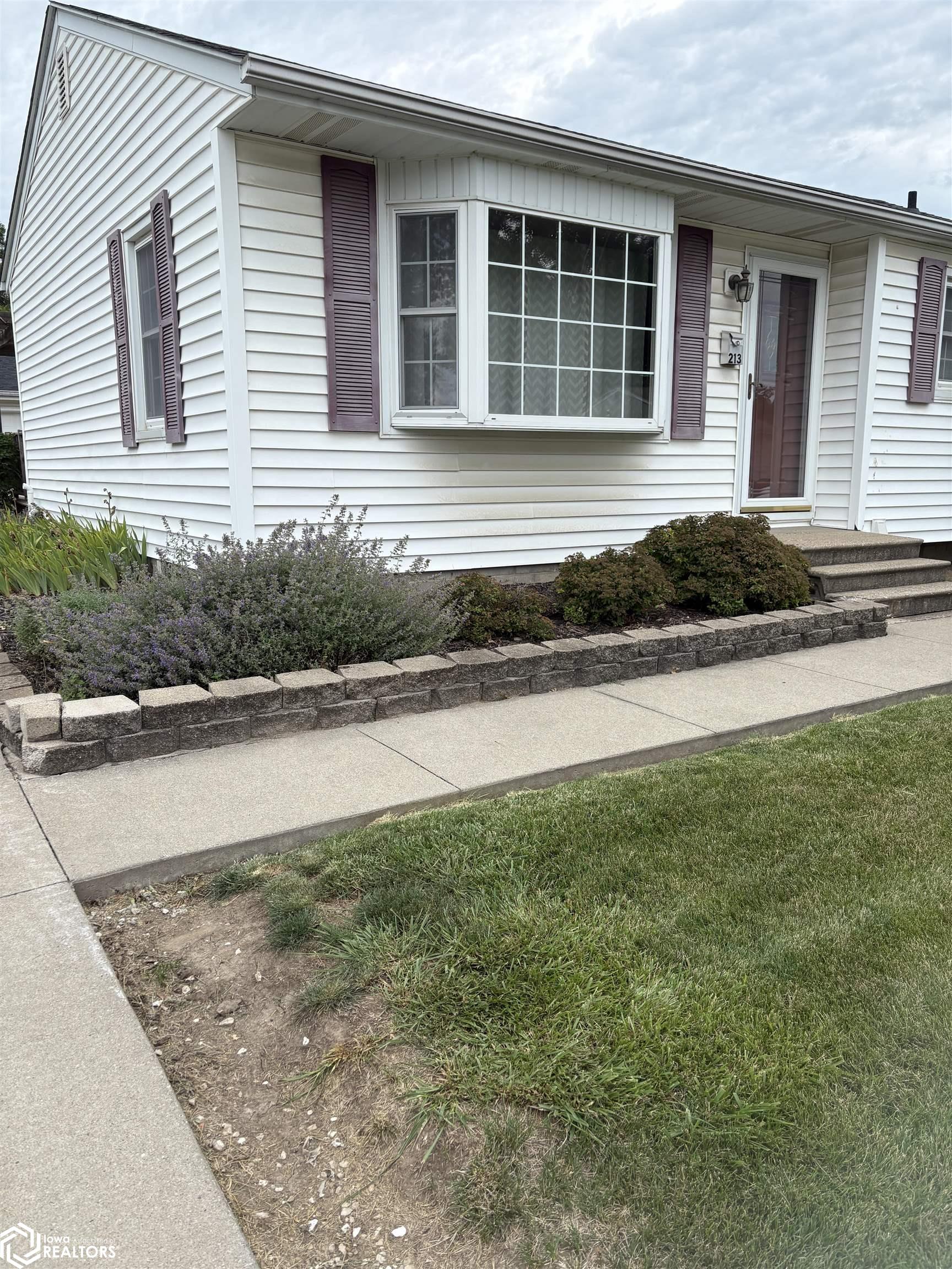 213 Lynwood Avenue, Ottumwa, Iowa image 5