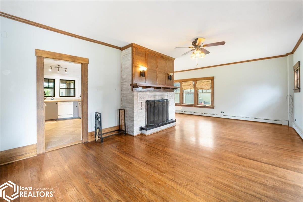 1009 11th Street, Eldora, Iowa image 3