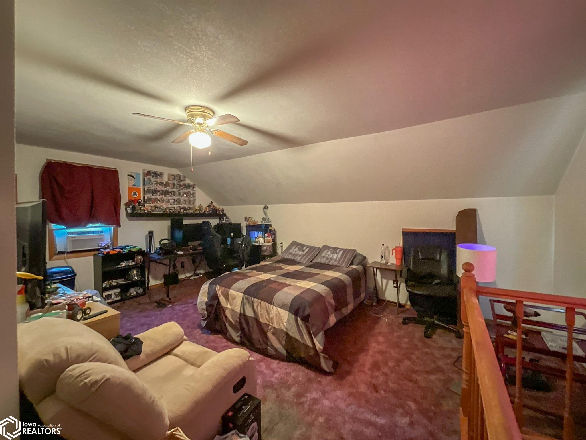 407 W Market Street, New Sharon, Iowa image 13