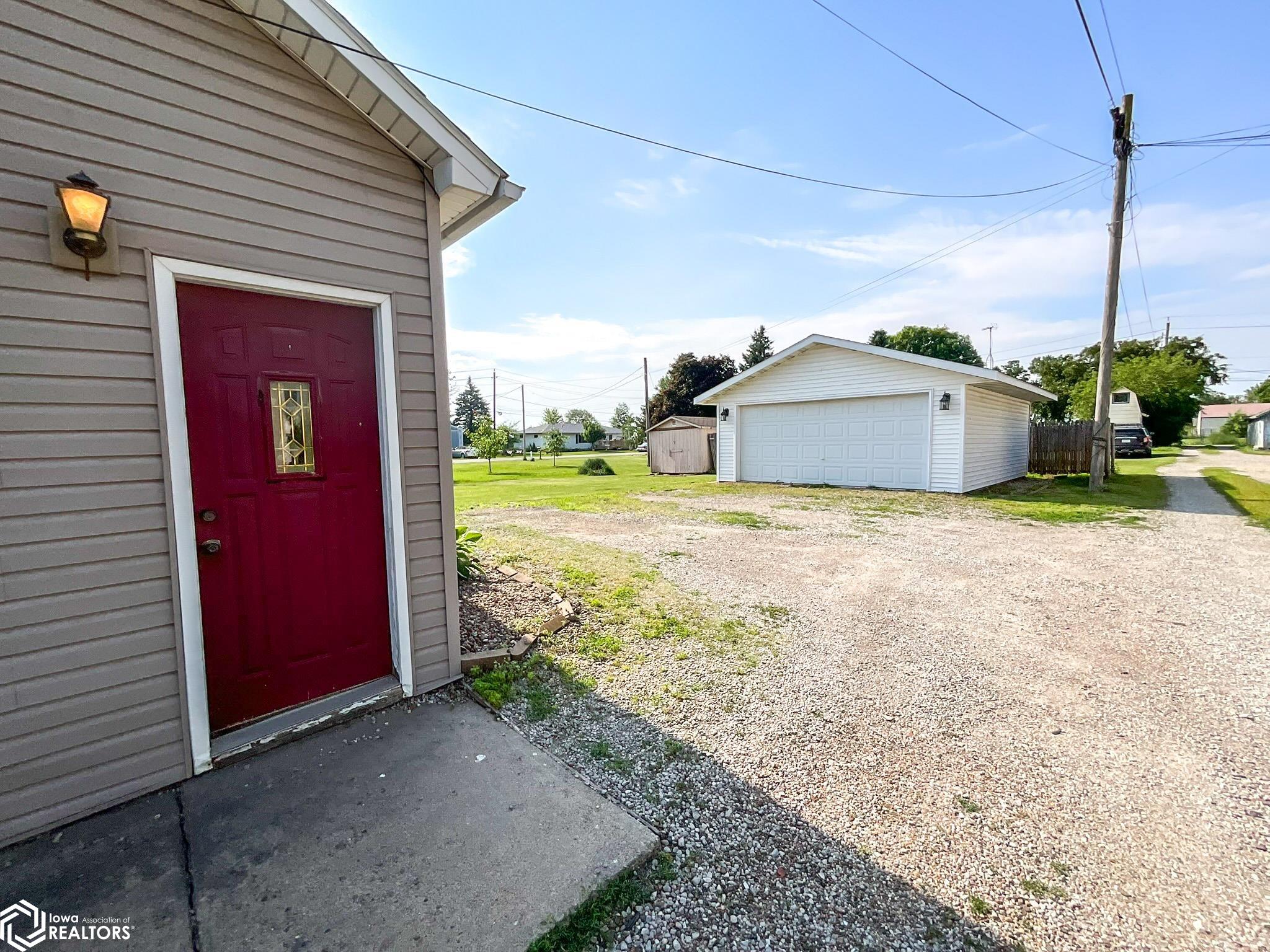 407 W Market Street, New Sharon, Iowa image 23
