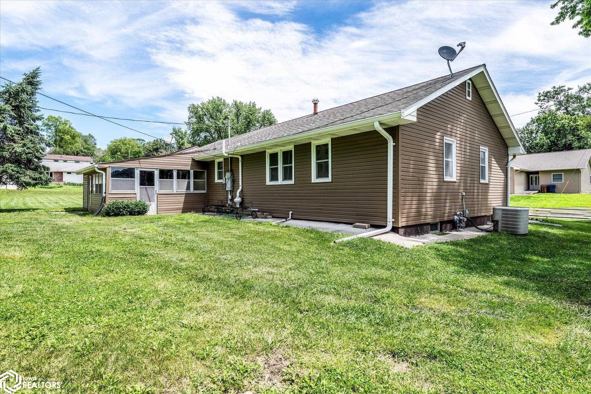 319 N 19th Street, Denison, Iowa image 30