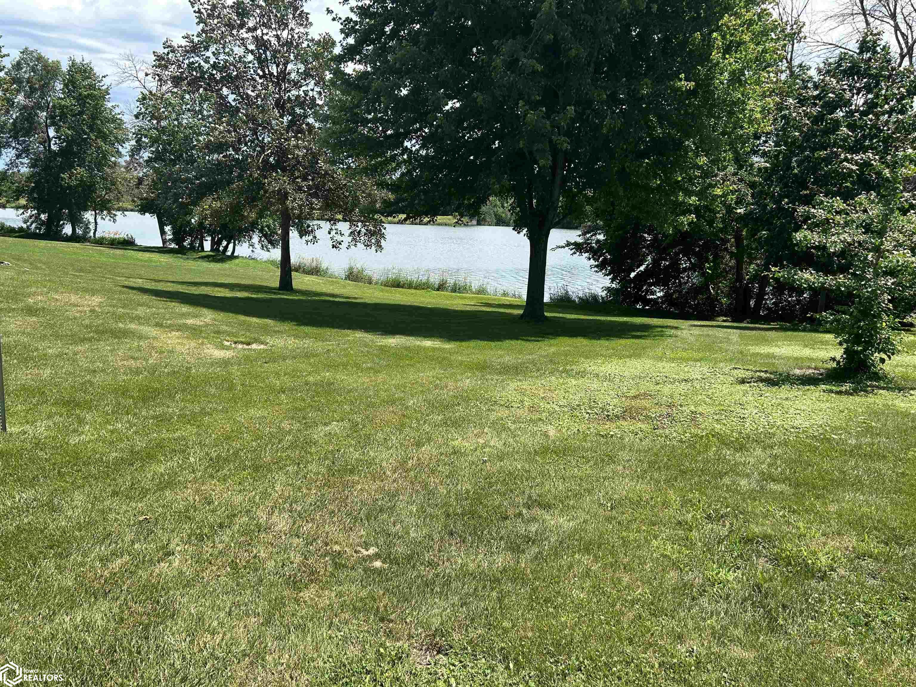 1431 Beeds Lake Drive, Hampton, Iowa image 23