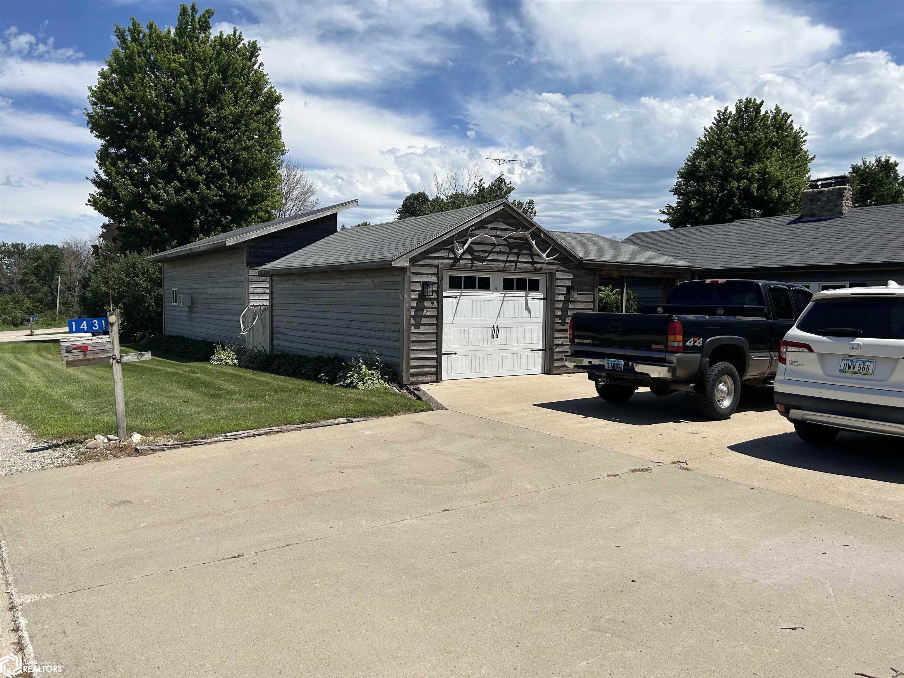 1431 Beeds Lake Drive, Hampton, Iowa image 24