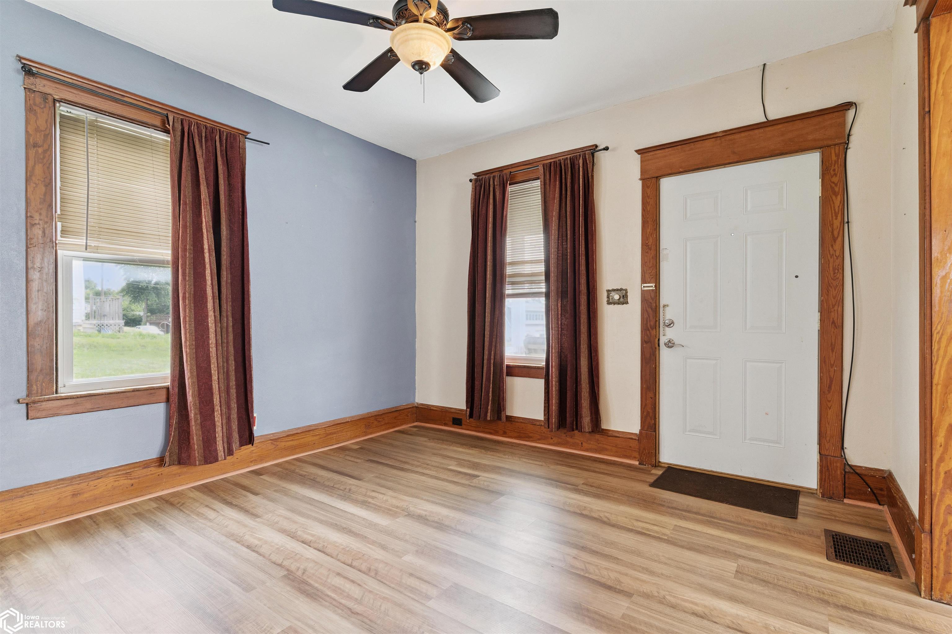 419 S Marshall Street, Burlington, Iowa image 6