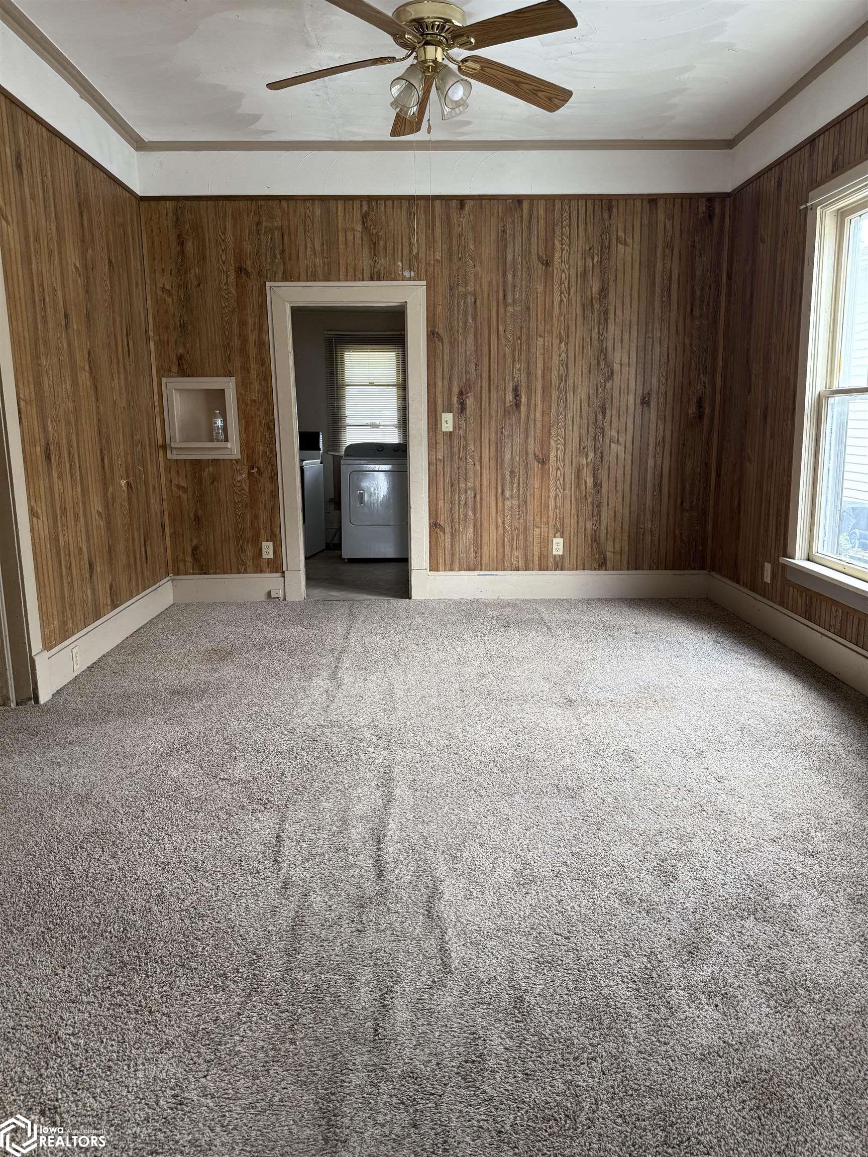 1328 Avenue G, Fort Madison, Iowa image 3