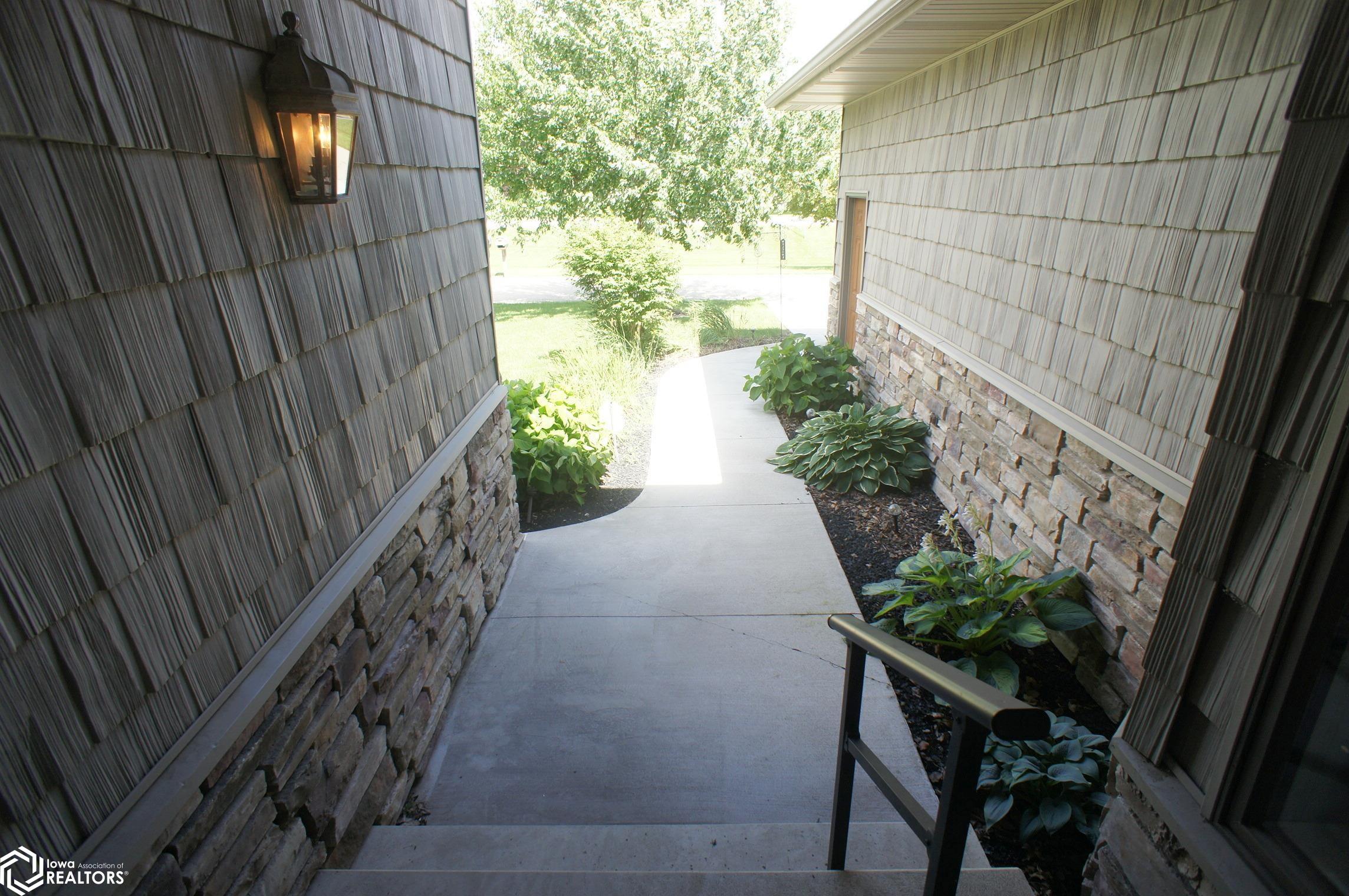 1909 Beach Street, Webster City, Iowa image 35