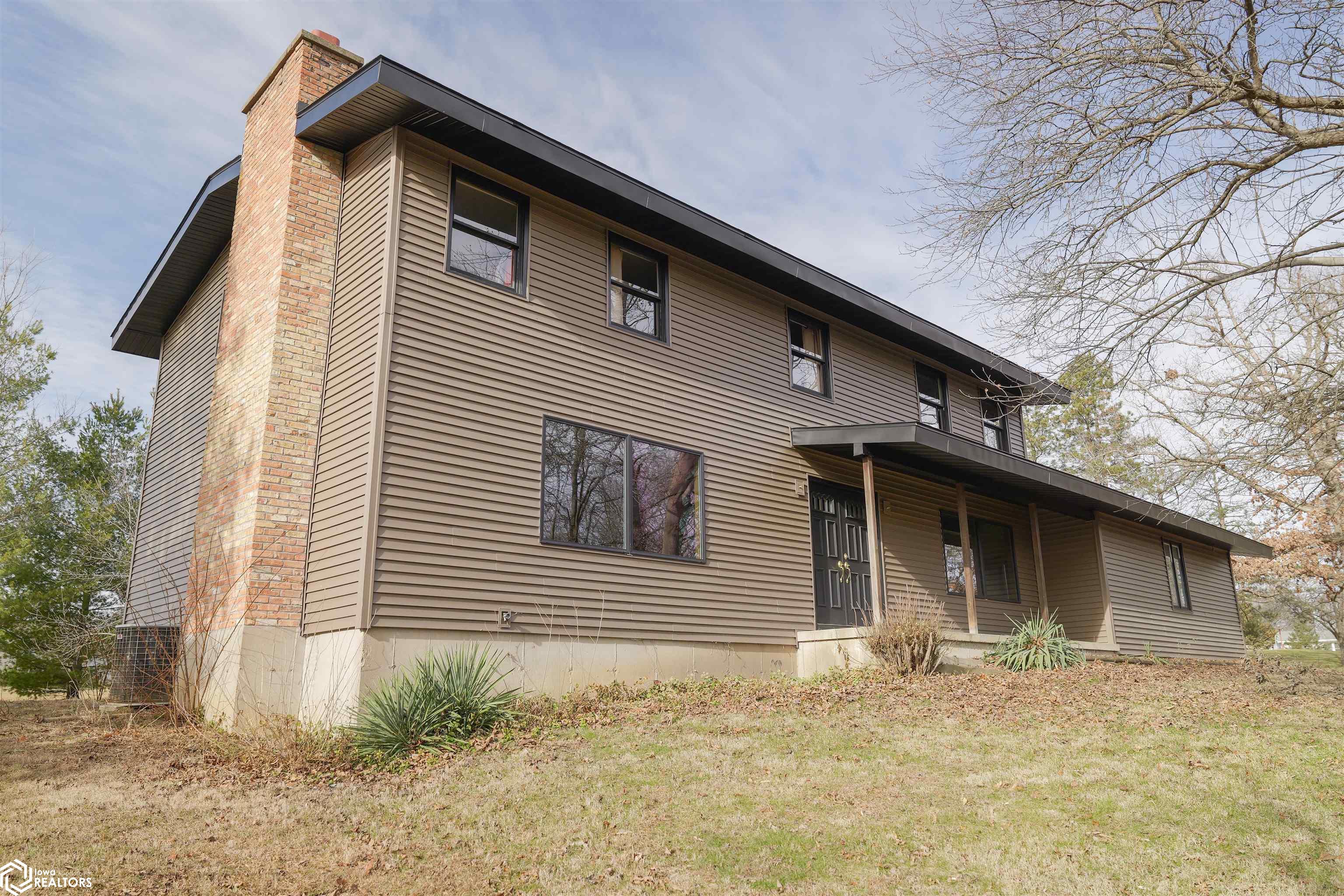 12317 Celestia Drive, Burlington, Iowa image 1