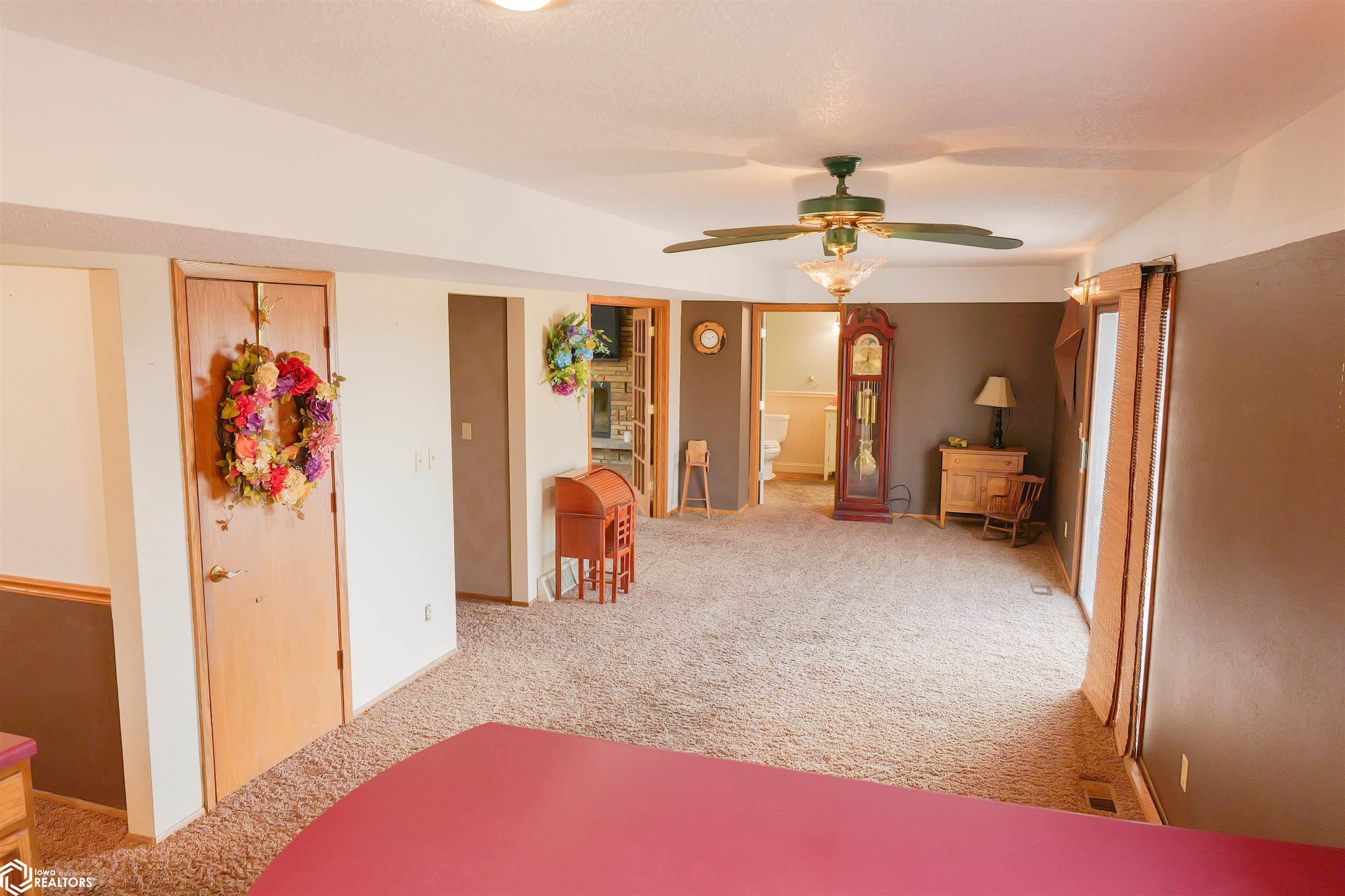 12317 Celestia Drive, Burlington, Iowa image 15