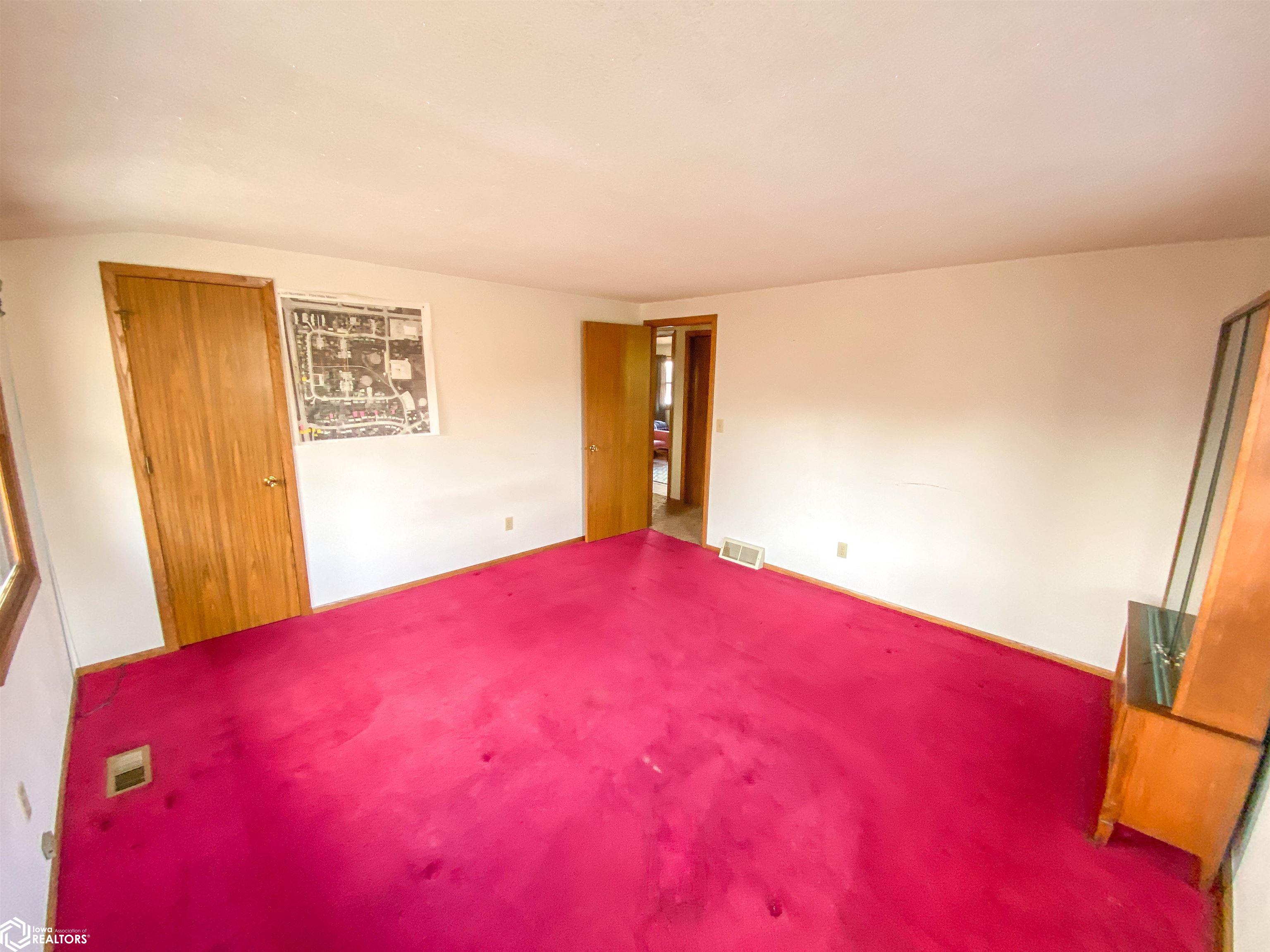 12317 Celestia Drive, Burlington, Iowa image 37