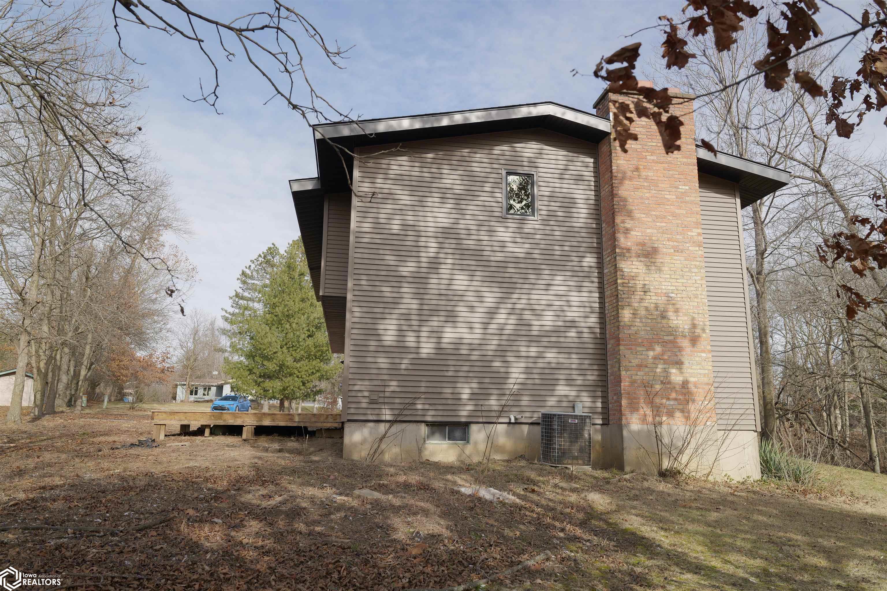 12317 Celestia Drive, Burlington, Iowa image 8